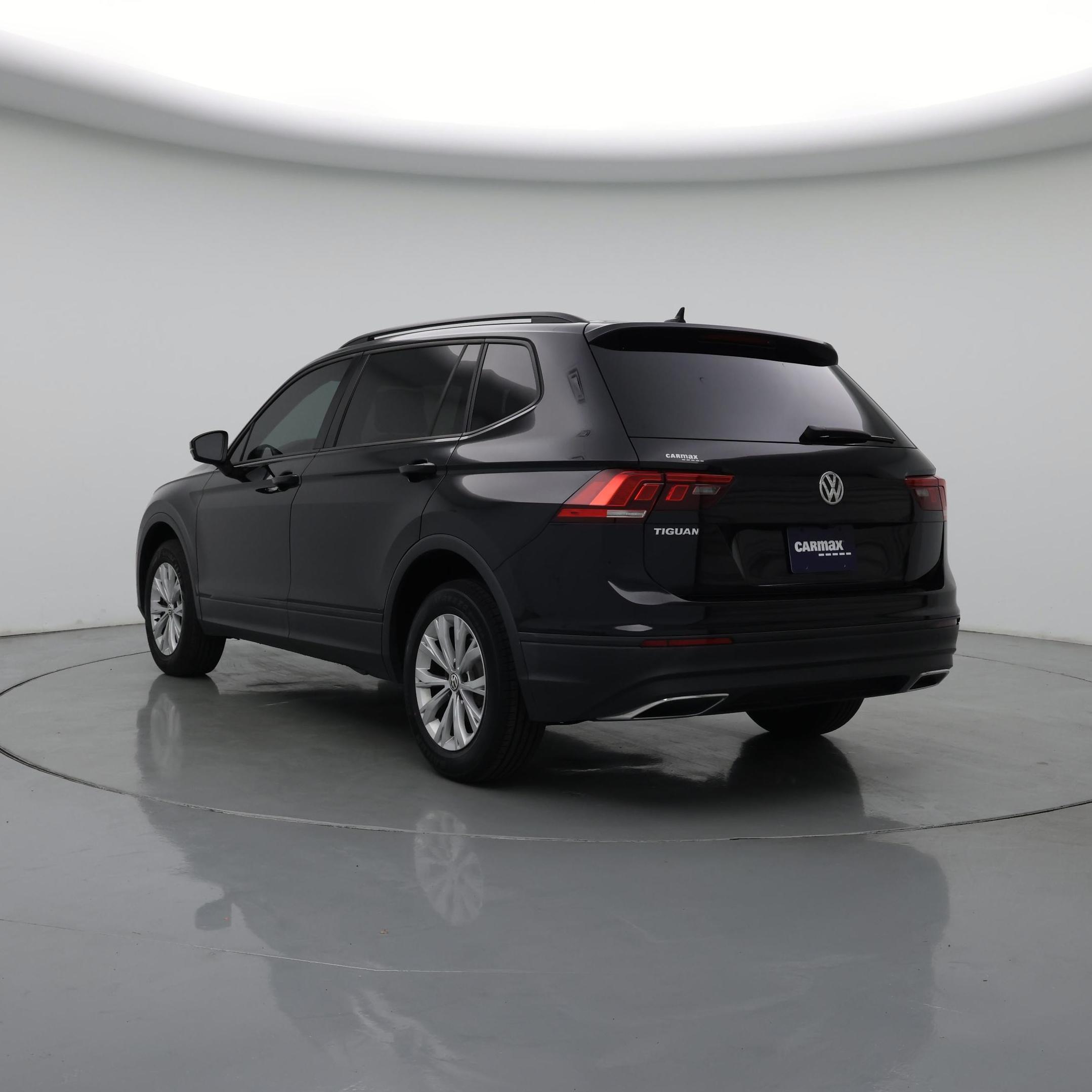 Thumbnail: 2020 Volkswagen Tiguan - 2