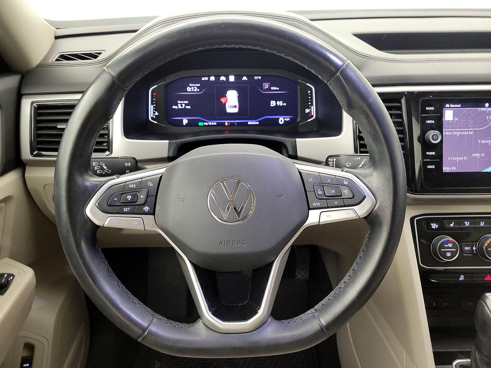 Thumbnail: 2021 Volkswagen Atlas - 10