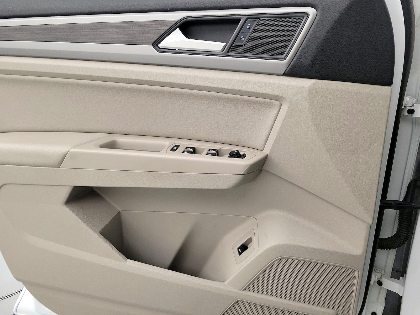 2021 Volkswagen Atlas SEL - Photo 13