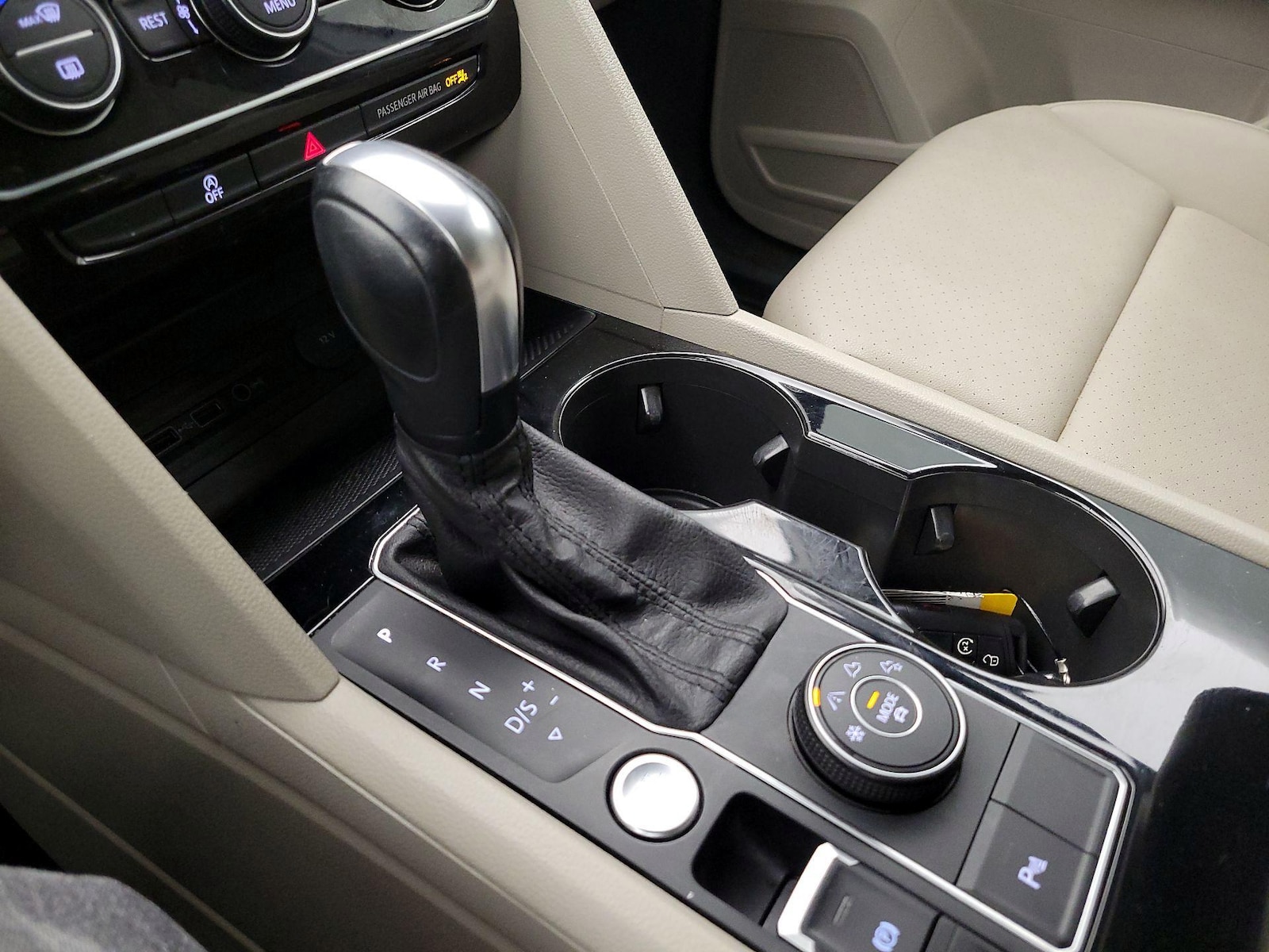2021 Volkswagen Atlas SEL - Photo 19