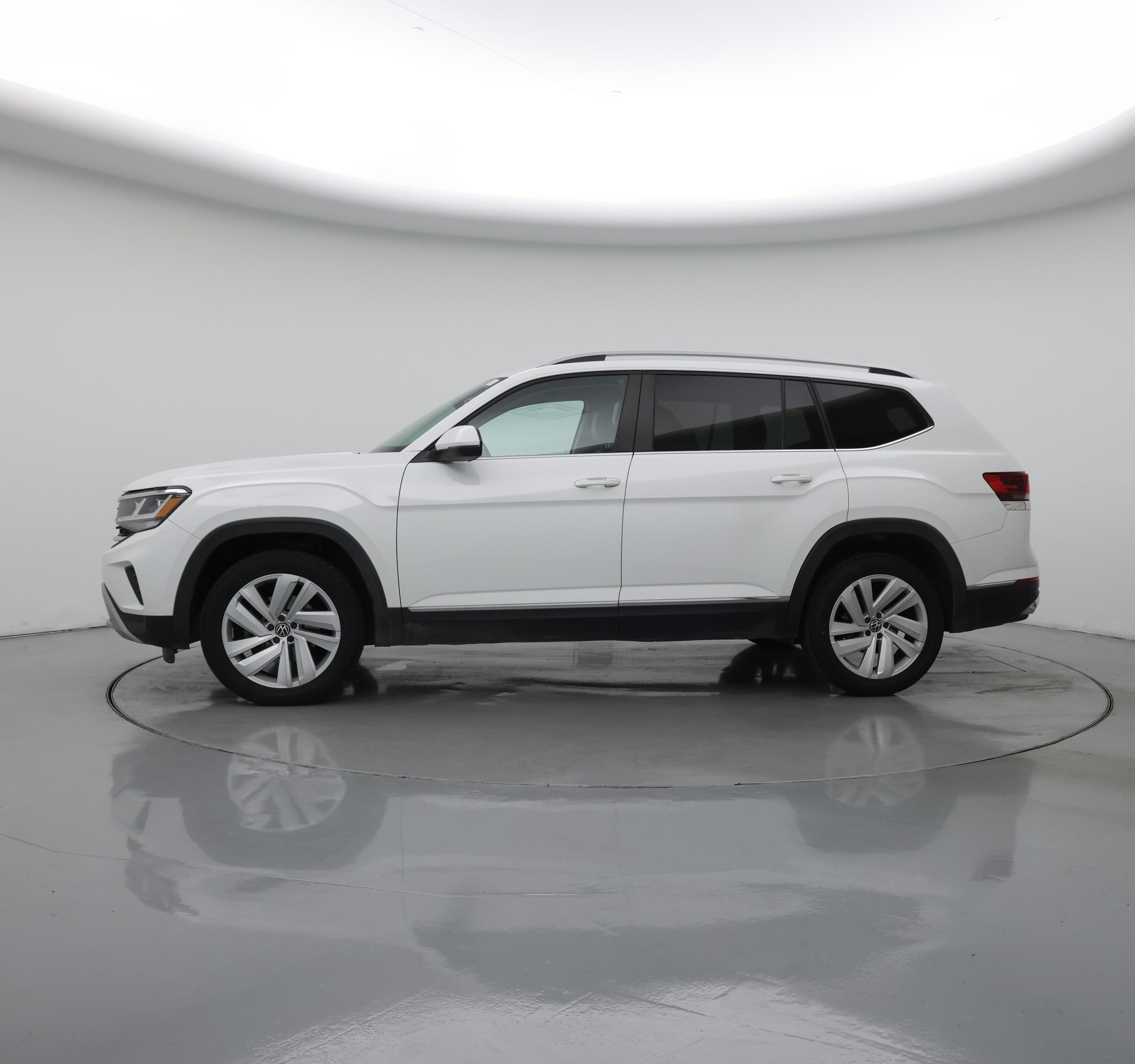 Thumbnail: 2021 Volkswagen Atlas - 3