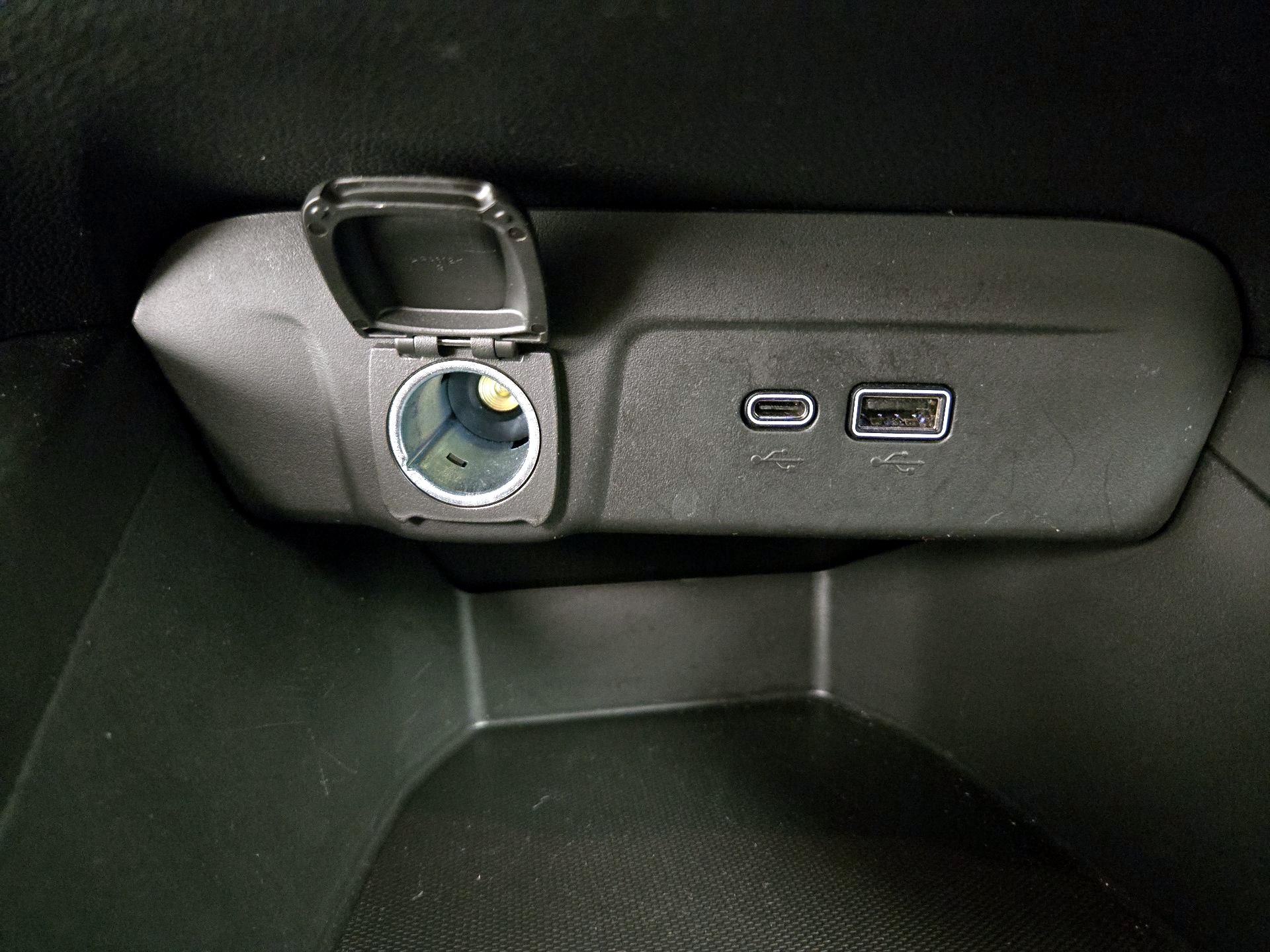 Thumbnail: 2024 Chevrolet Trax - 18
