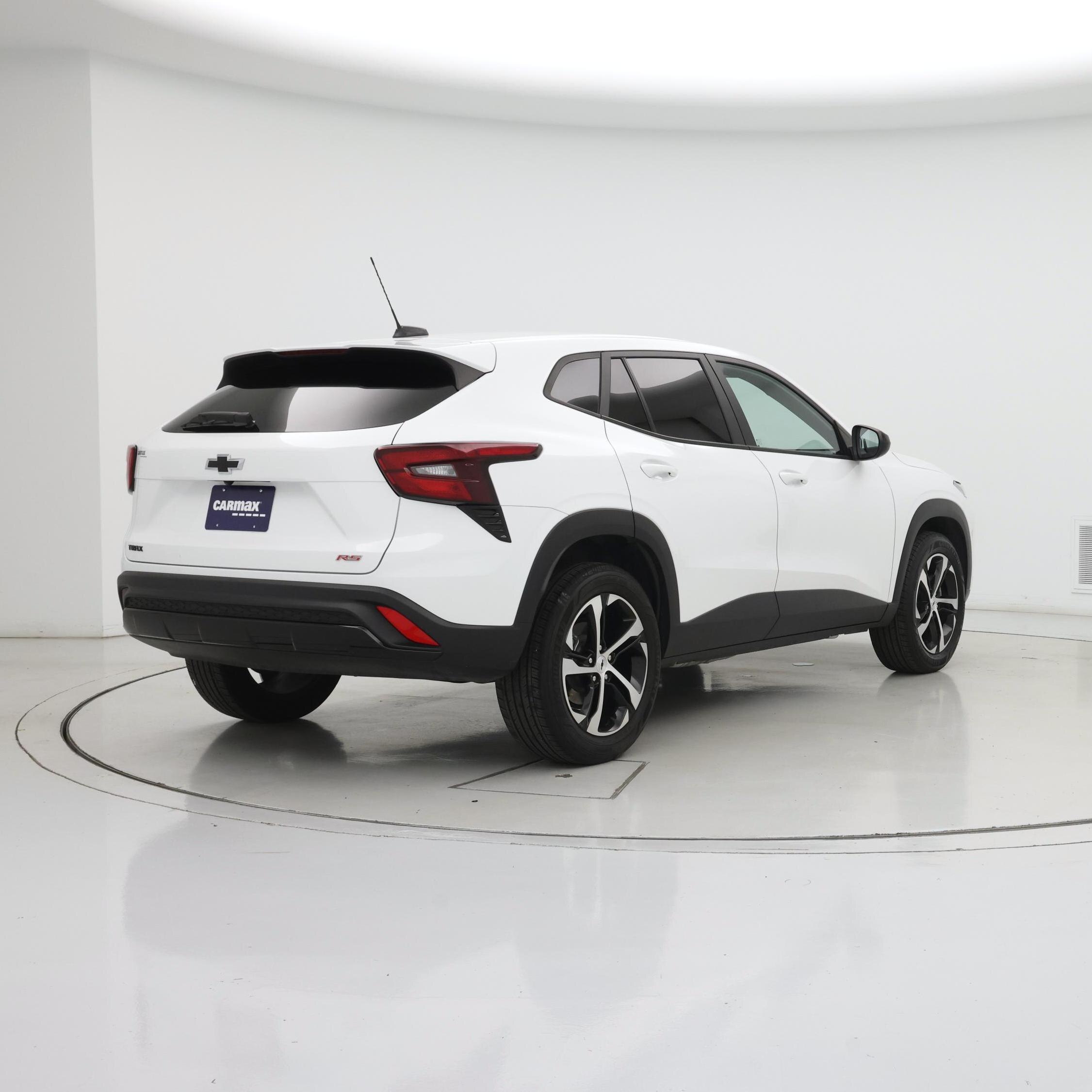 Thumbnail: 2024 Chevrolet Trax - 8