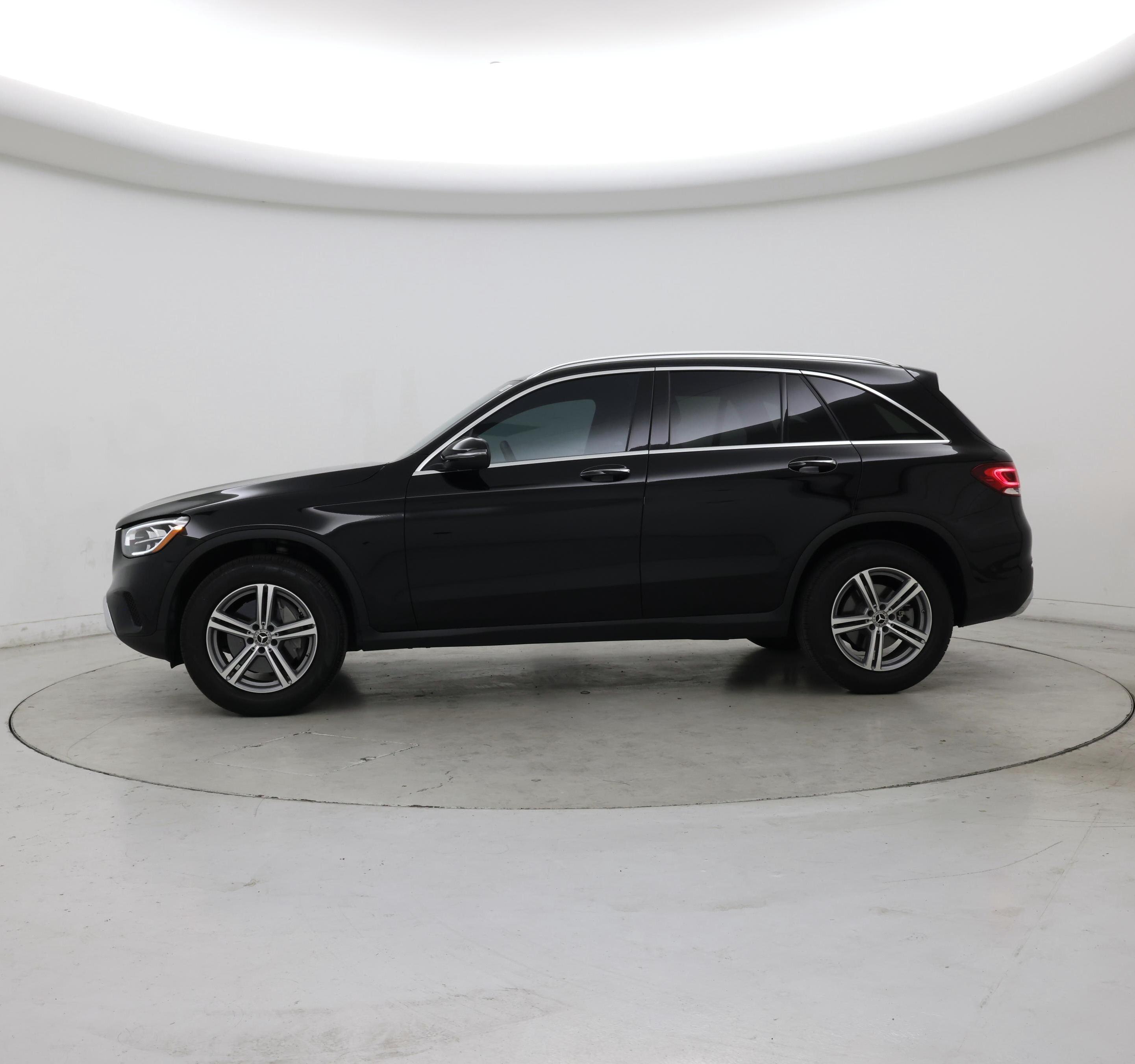 Thumbnail: 2022 Mercedes-Benz GLC - 3