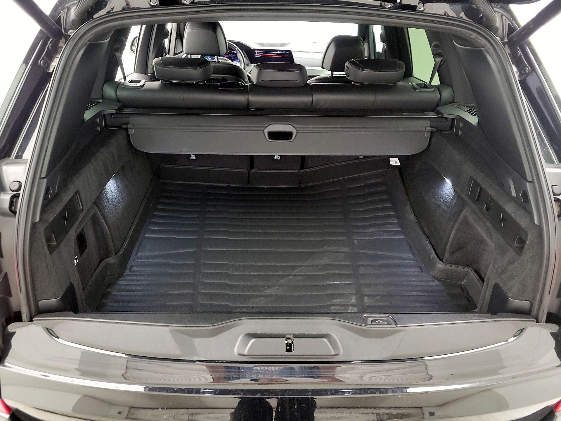 Thumbnail: 2022 BMW X5 - 18