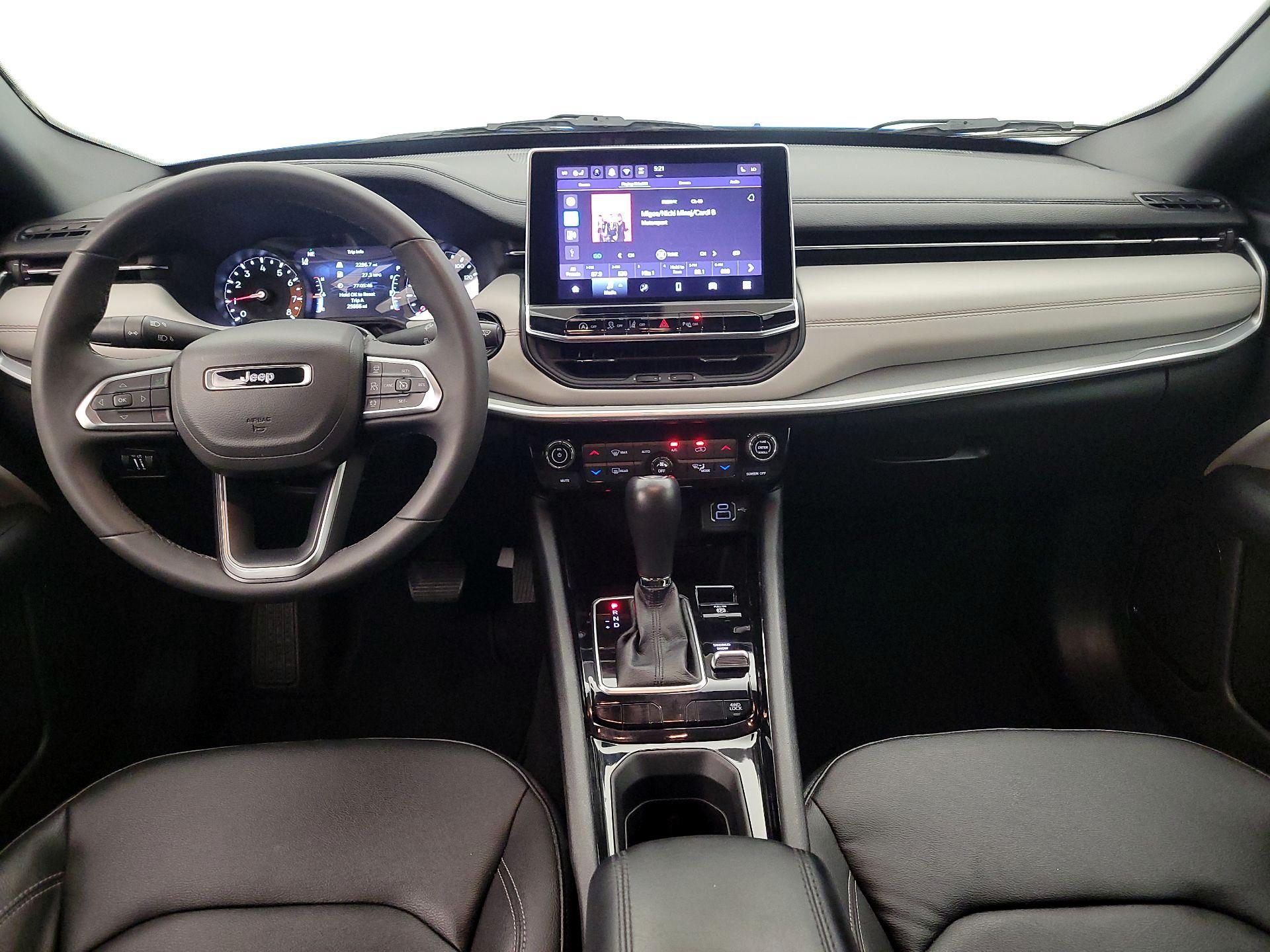 Thumbnail: 2025 Jeep Compass - 9