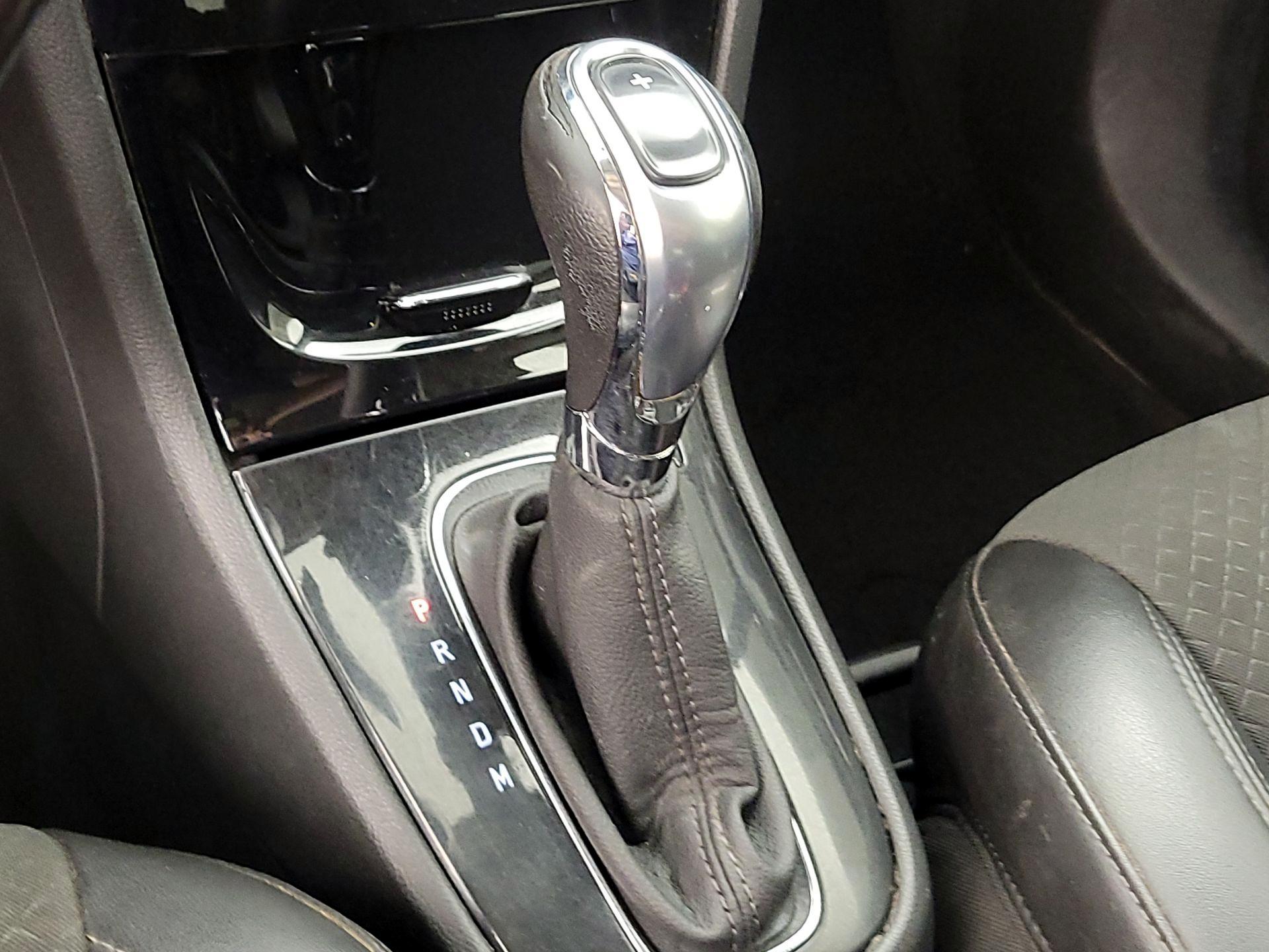 Thumbnail: 2019 Buick Encore - 15
