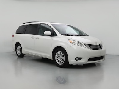 2017 Toyota Sienna XLE