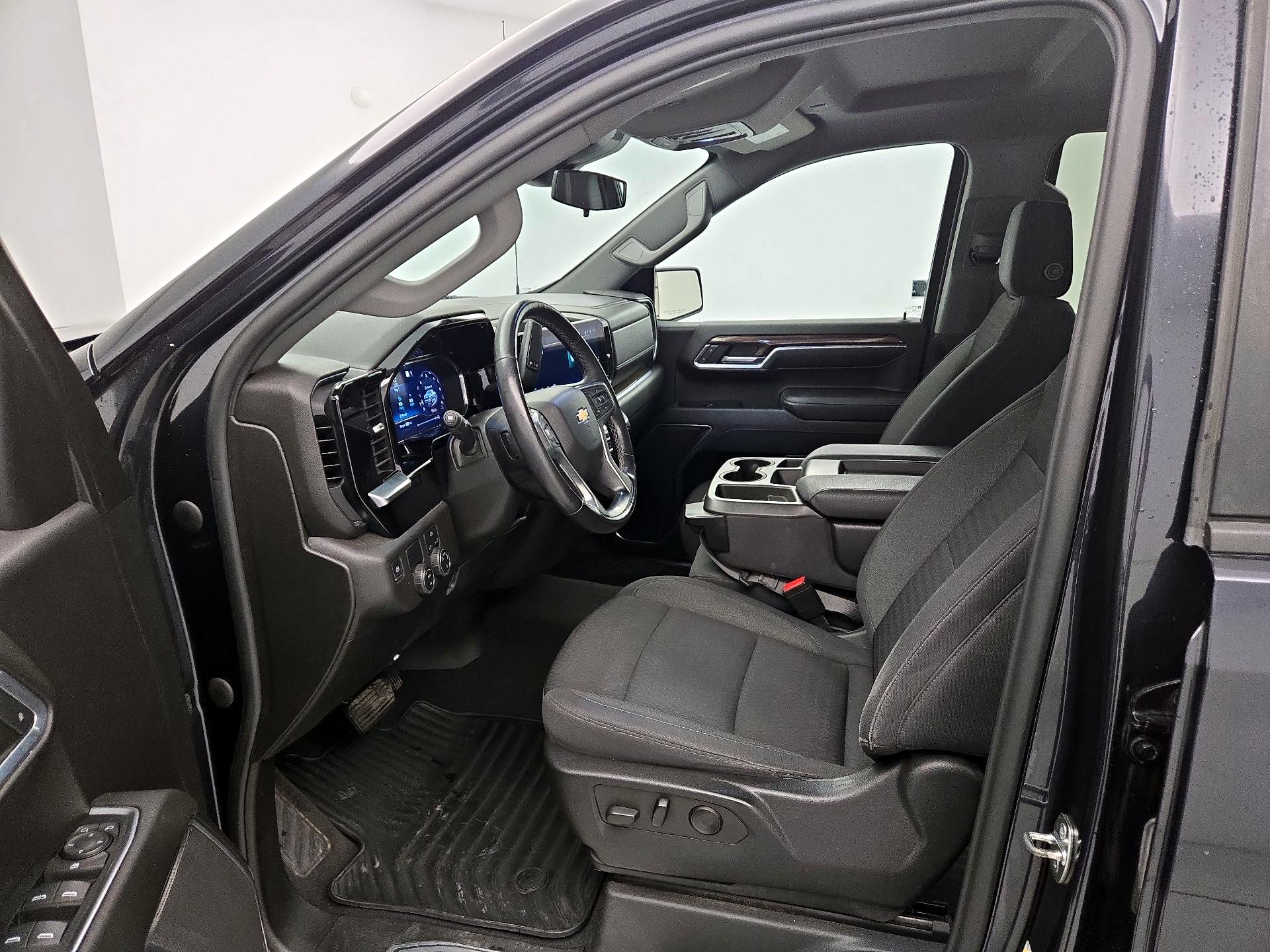 Thumbnail: 2022 Chevrolet Silverado 1500 - 9