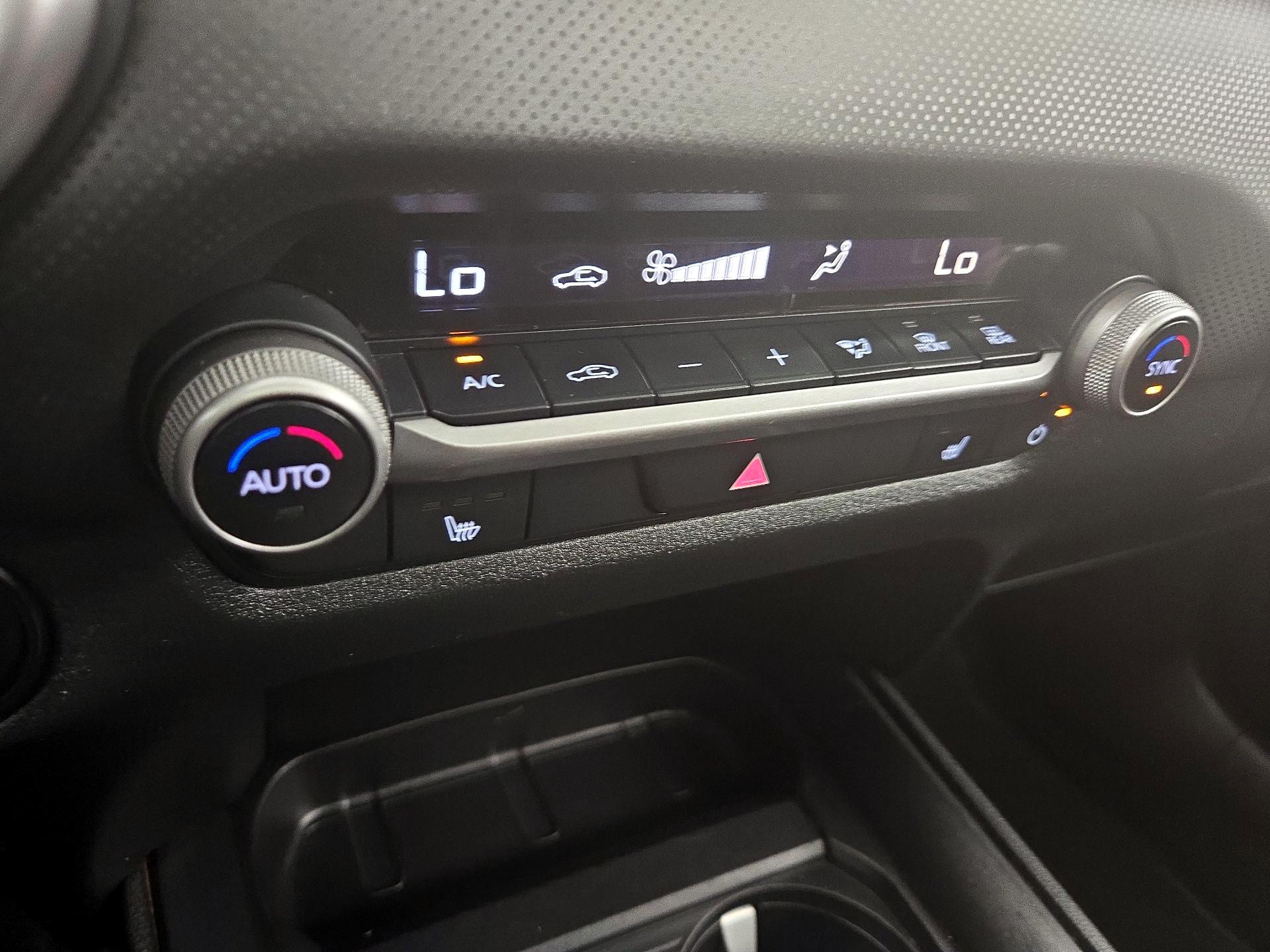 Thumbnail: 2024 Mazda CX-50 - 15