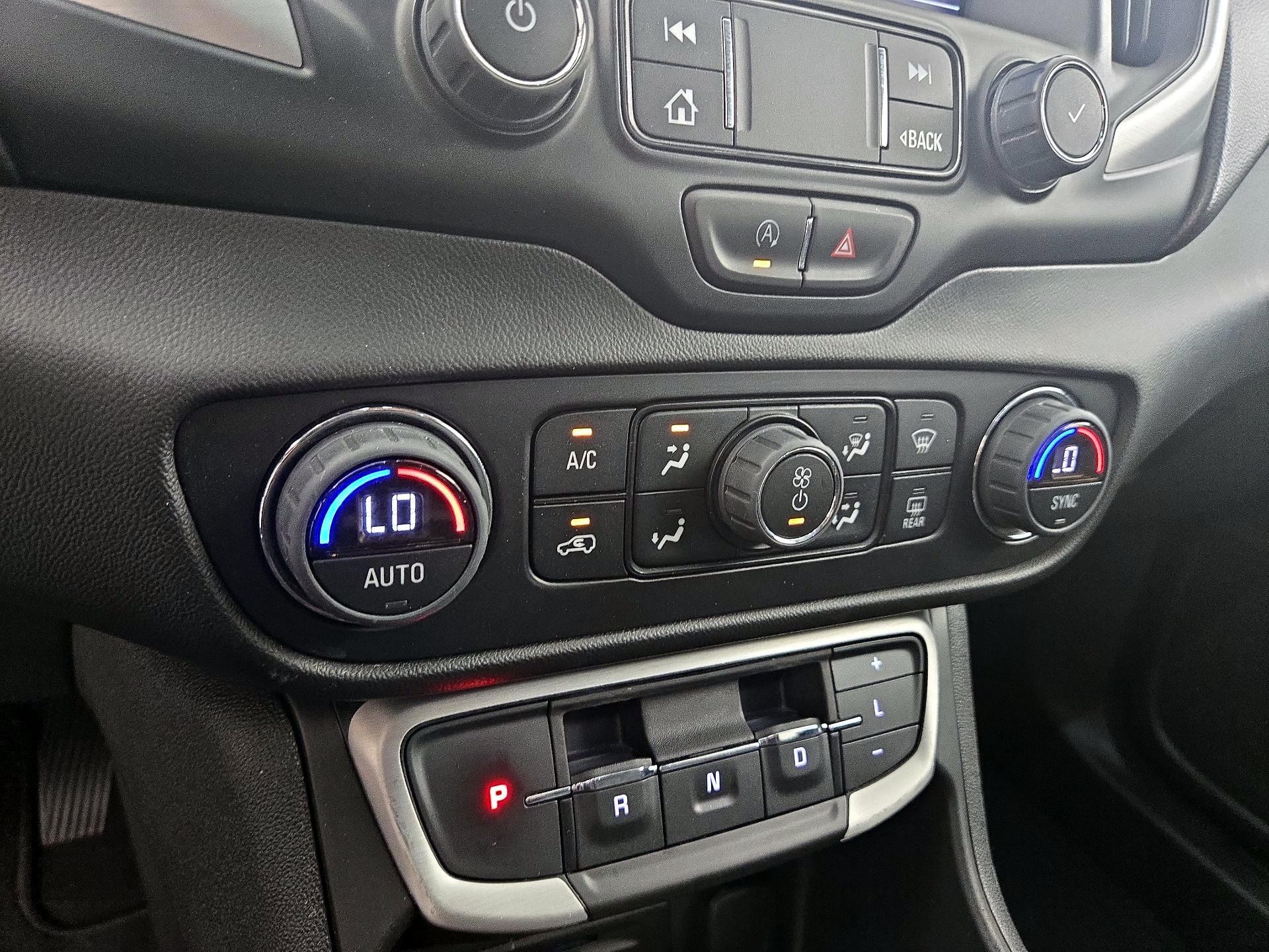 Thumbnail: 2023 GMC Terrain - 14