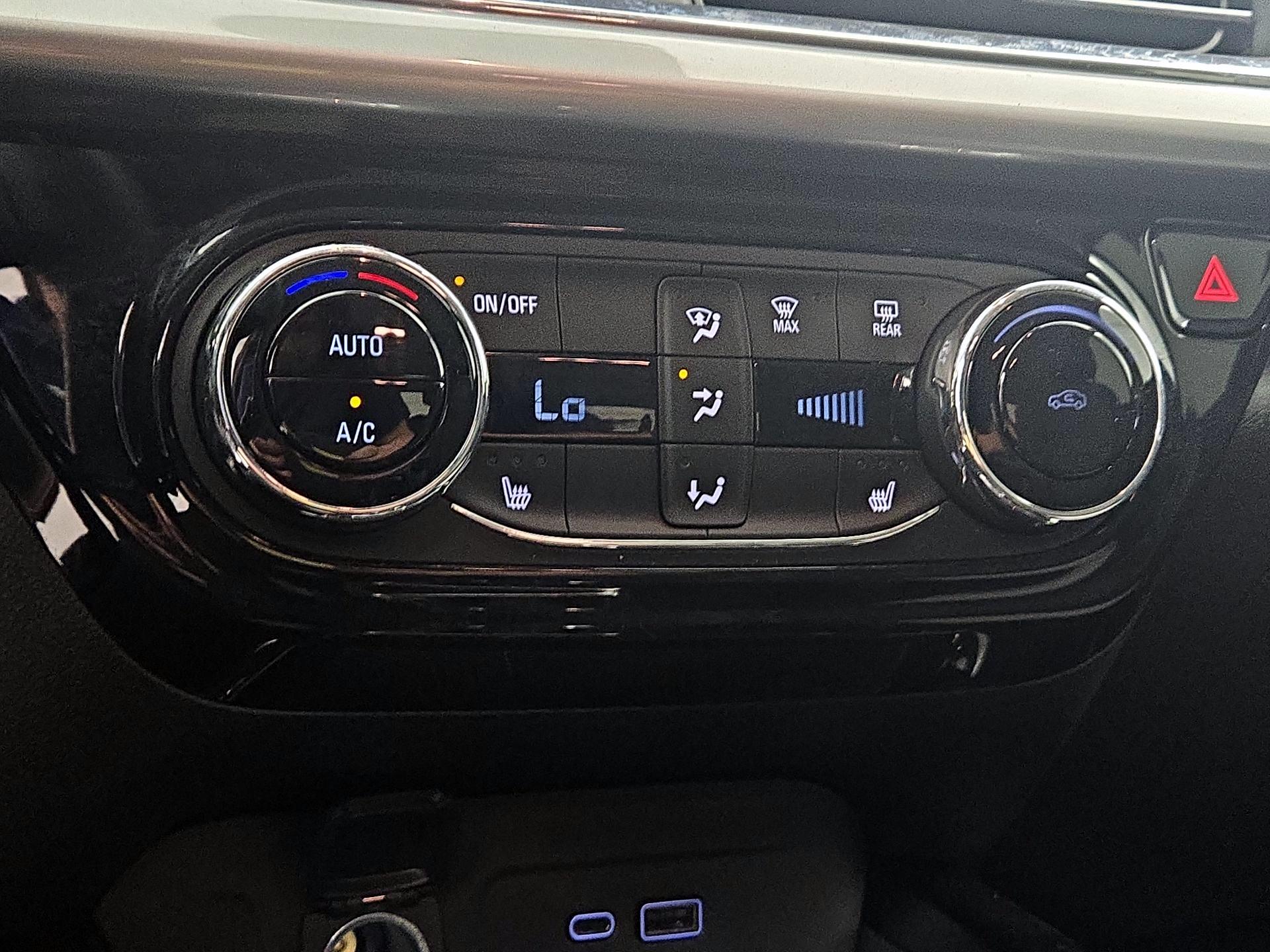Thumbnail: 2025 Chevrolet Trax - 16