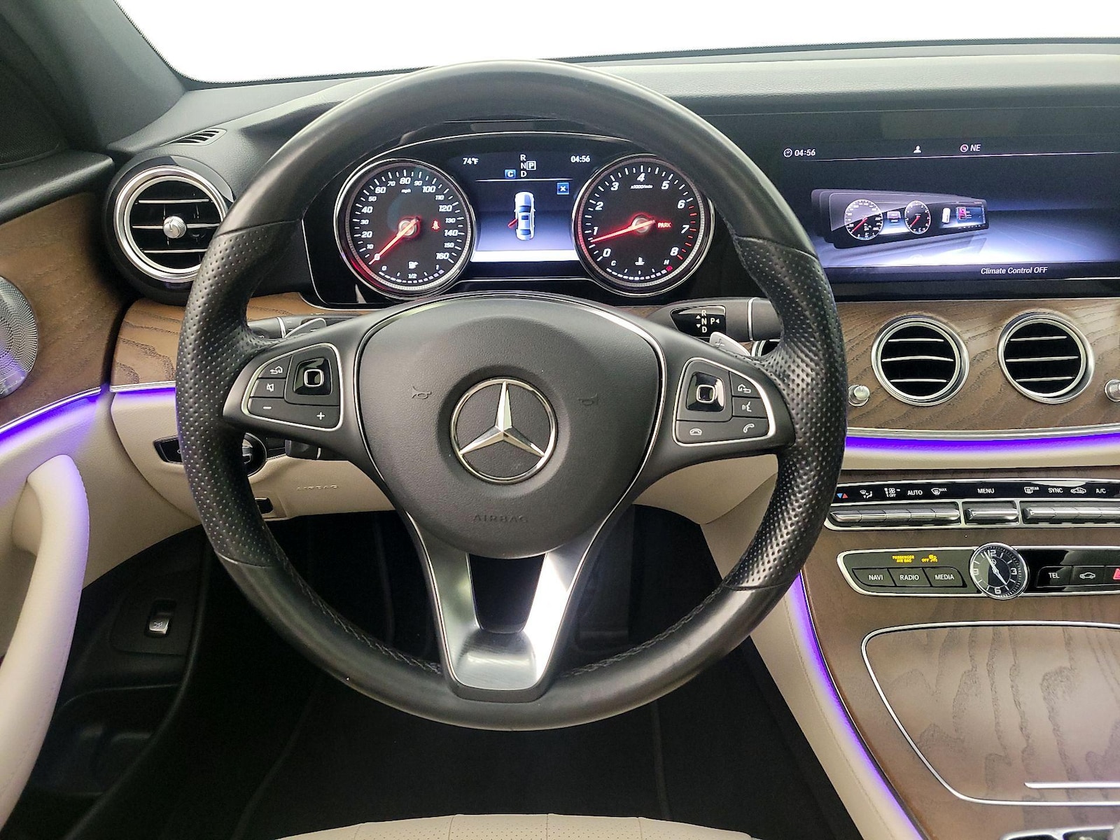 2018 Mercedes-Benz E-Class E300 - Photo 11