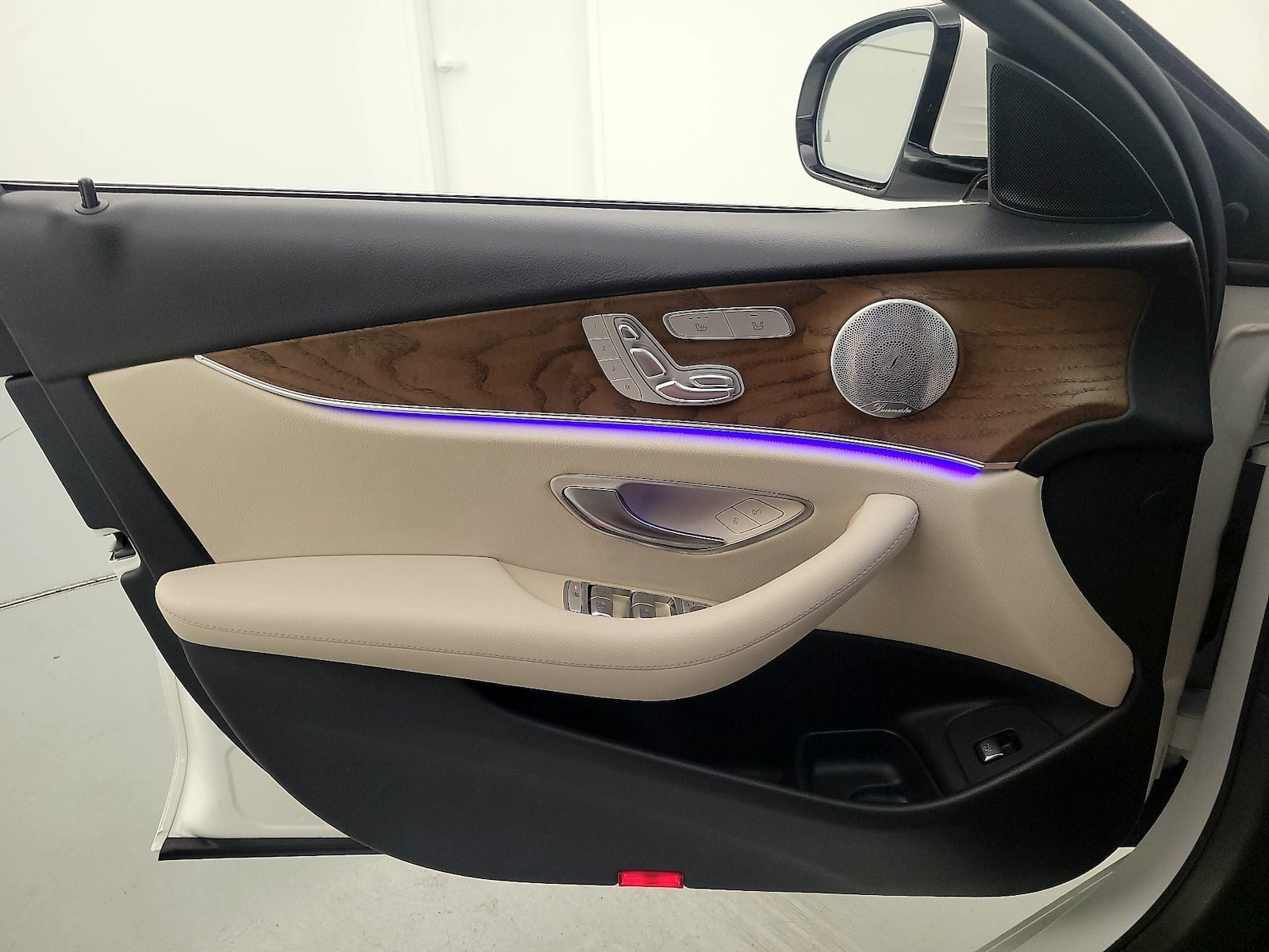 2018 Mercedes-Benz E-Class E300 - Photo 13