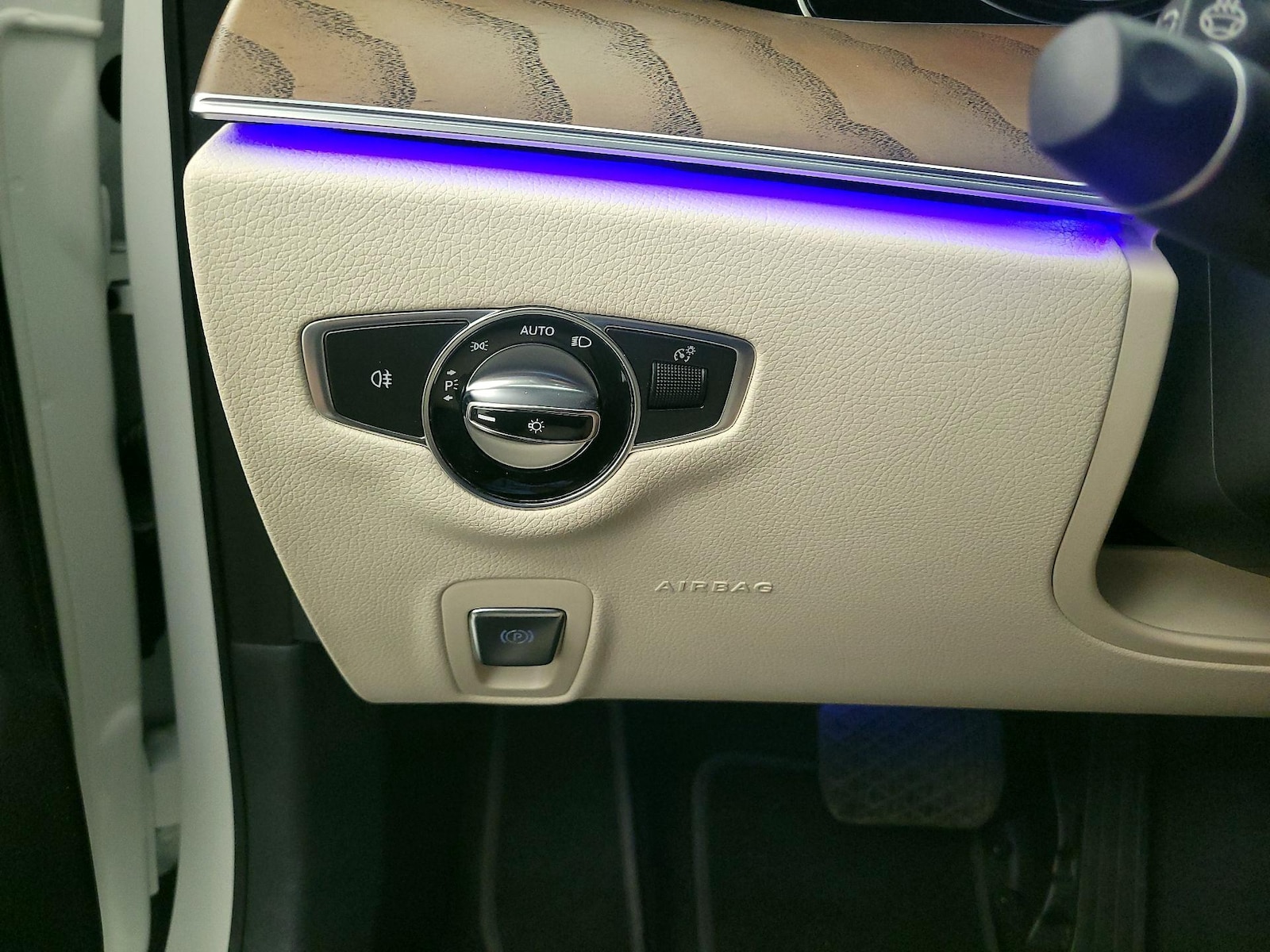 2018 Mercedes-Benz E-Class E300 - Photo 14