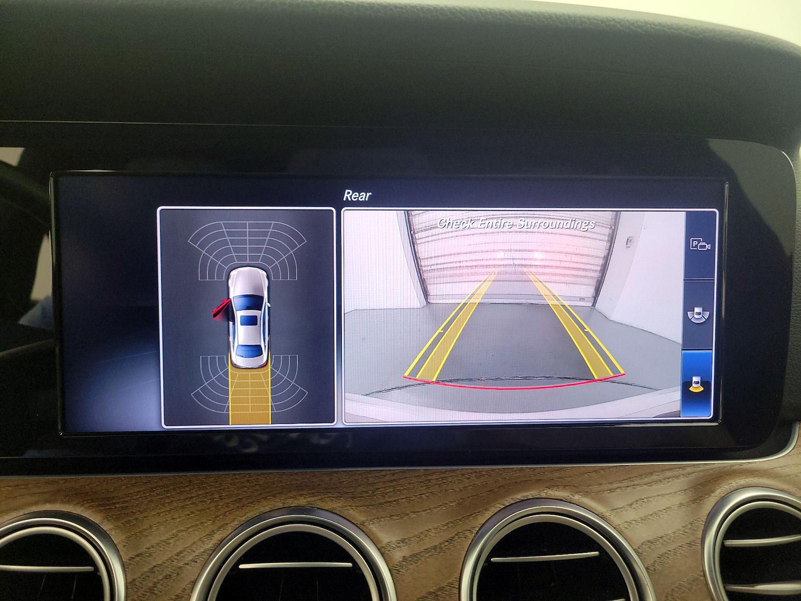 2018 Mercedes-Benz E-Class E300 - Photo 15