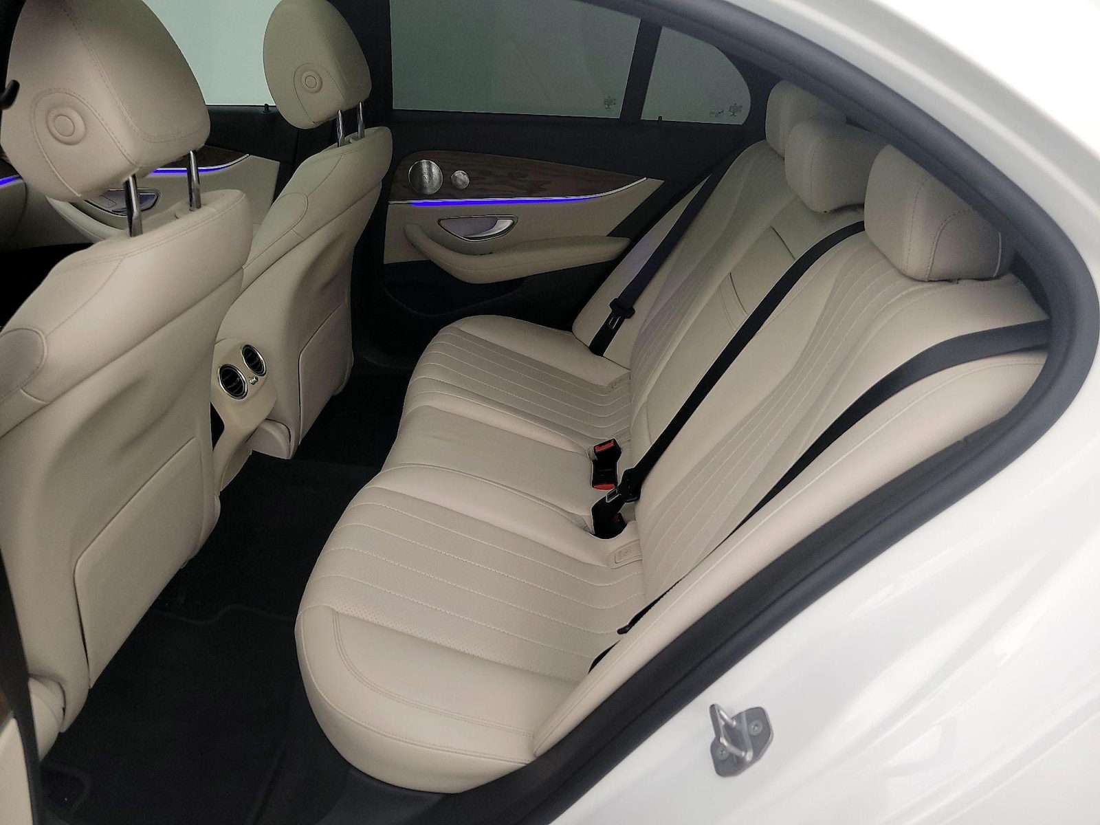 2018 Mercedes-Benz E-Class E300 - Photo 21