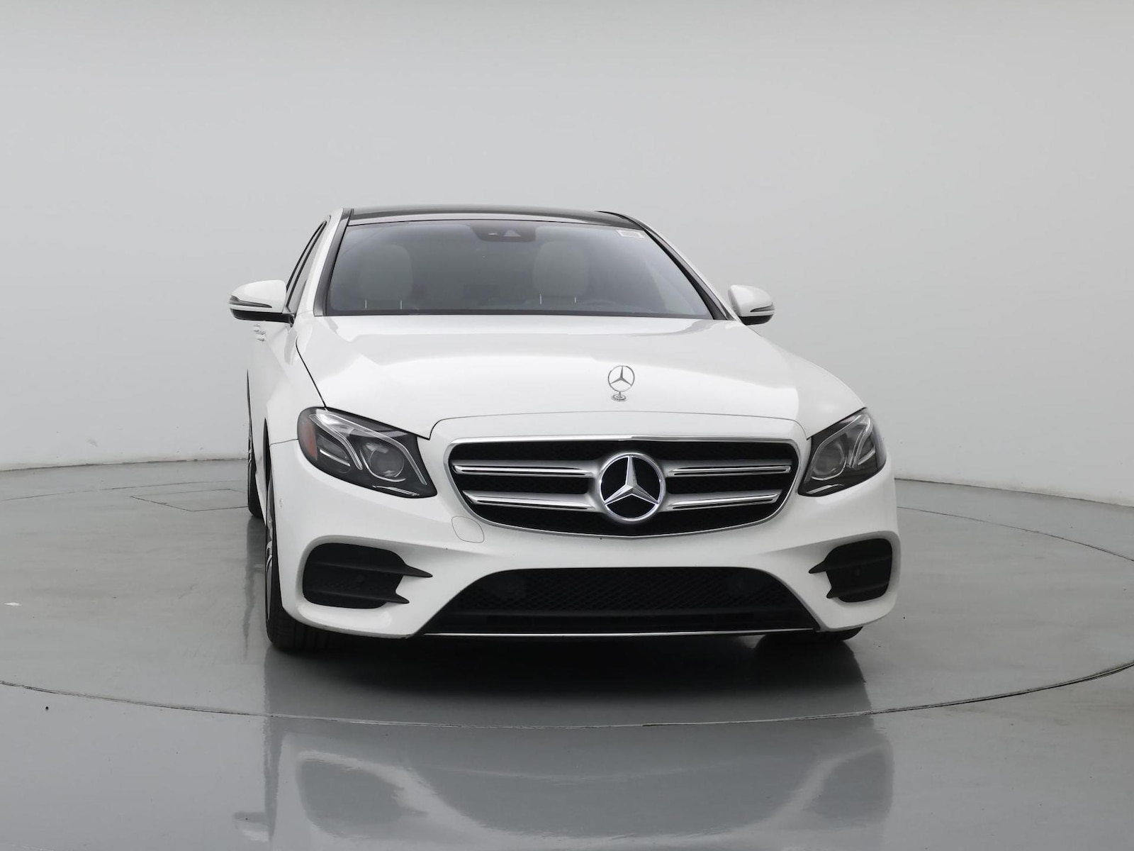 2018 Mercedes-Benz E-Class E300 - Photo 6