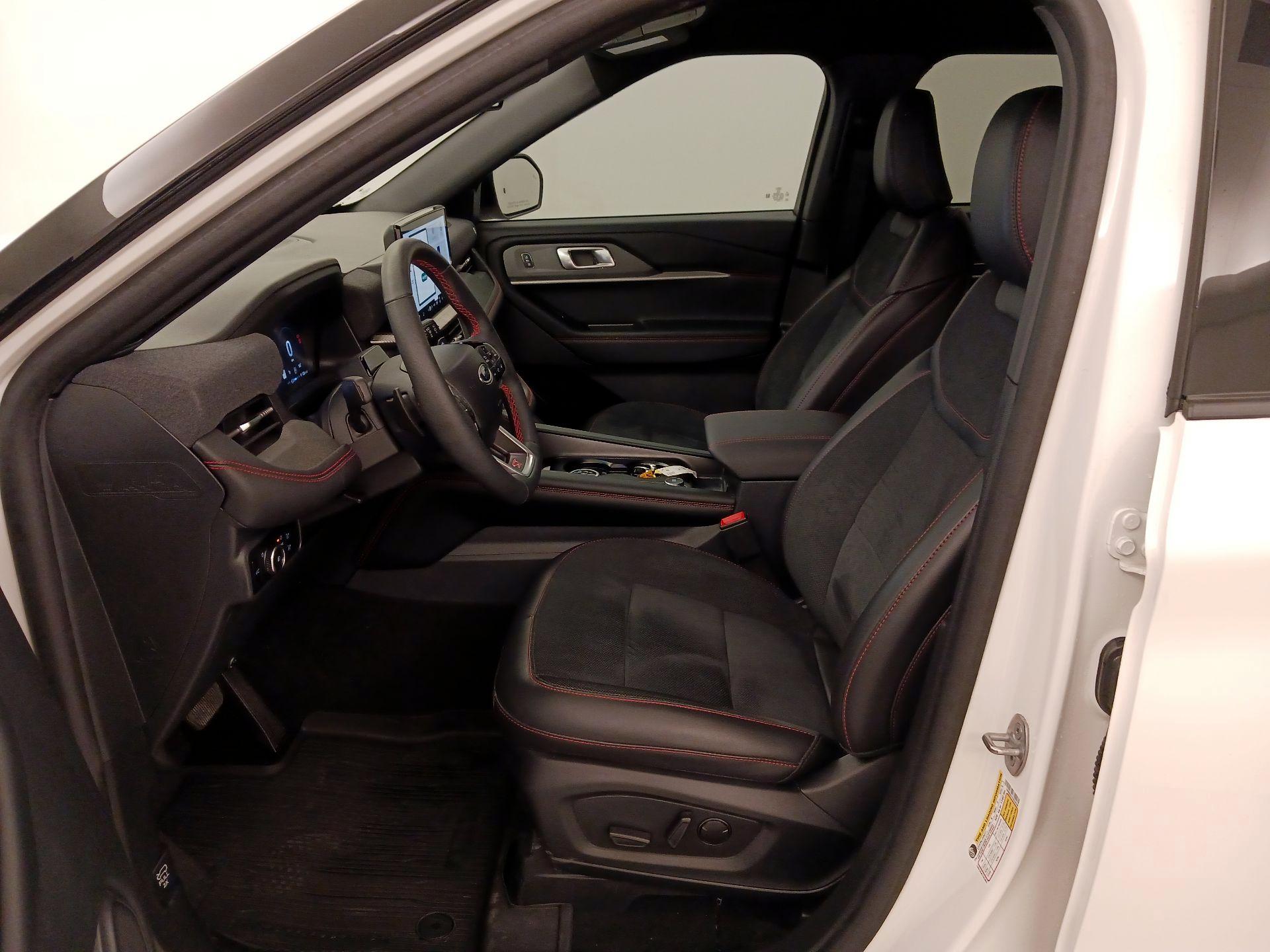 Thumbnail: 2025 Ford Explorer - 11