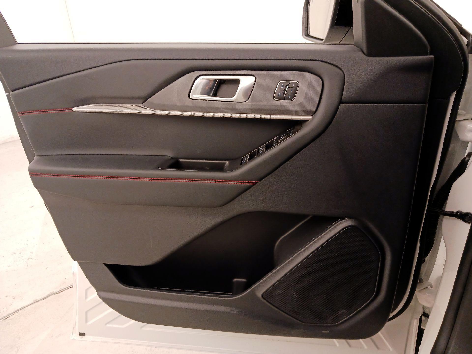 Thumbnail: 2025 Ford Explorer - 12