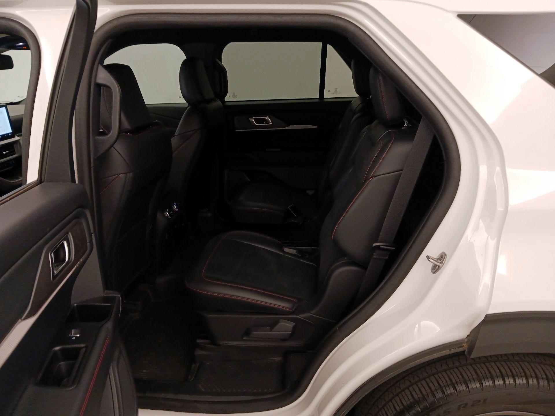 Thumbnail: 2025 Ford Explorer - 19