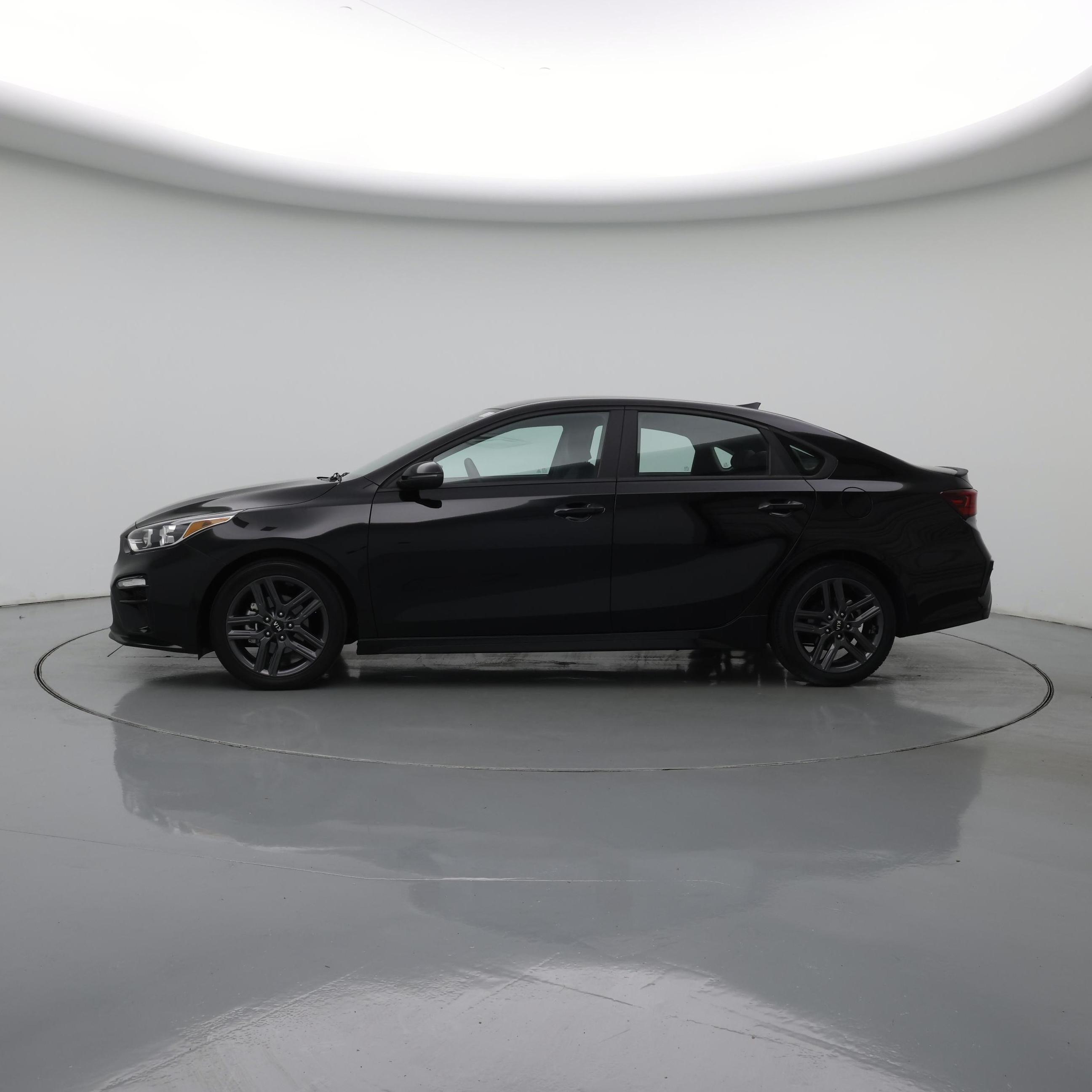 Thumbnail: 2021 Kia Forte - 3