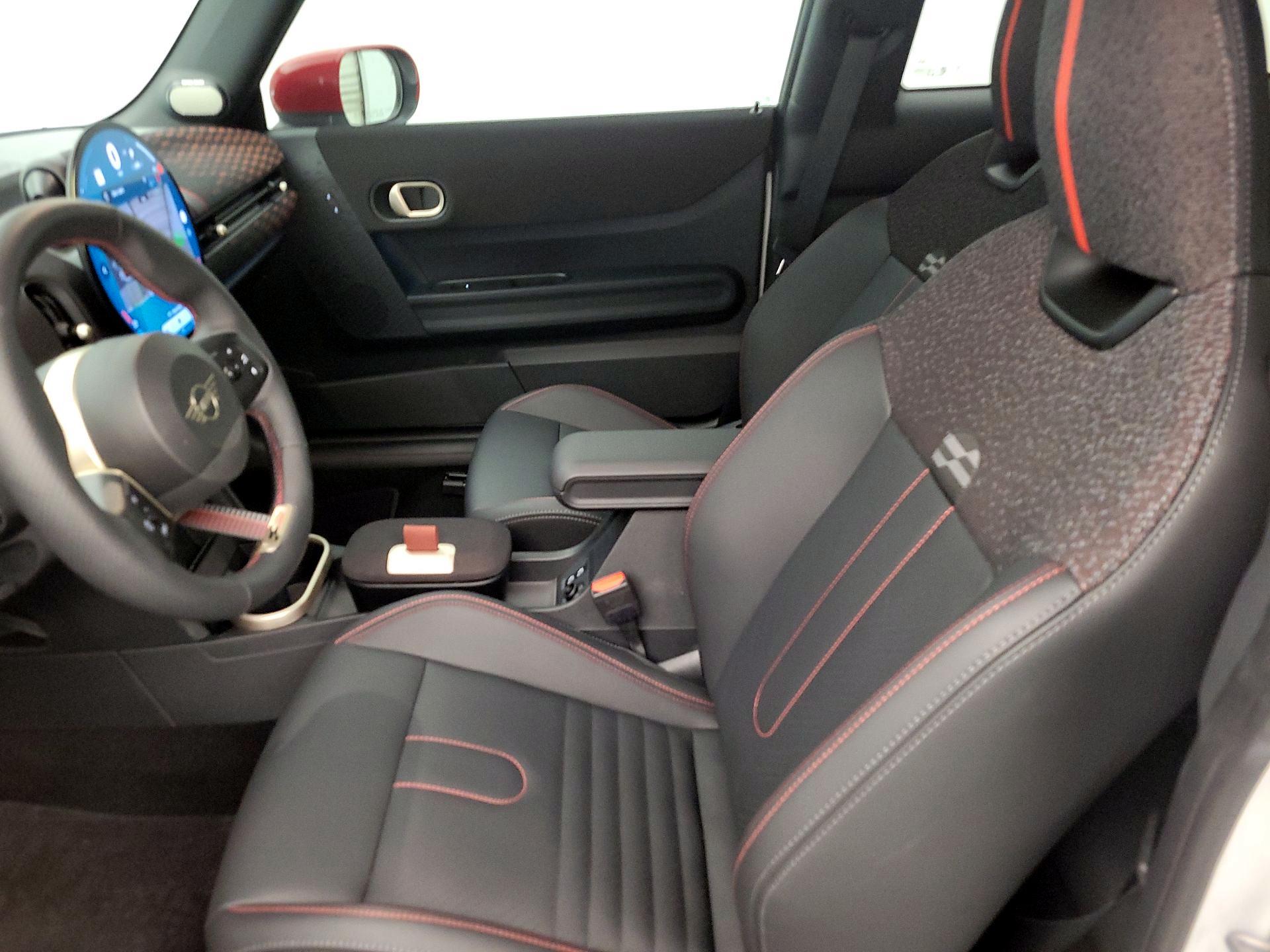 Thumbnail: 2025 MINI Cooper Hardtop - 11