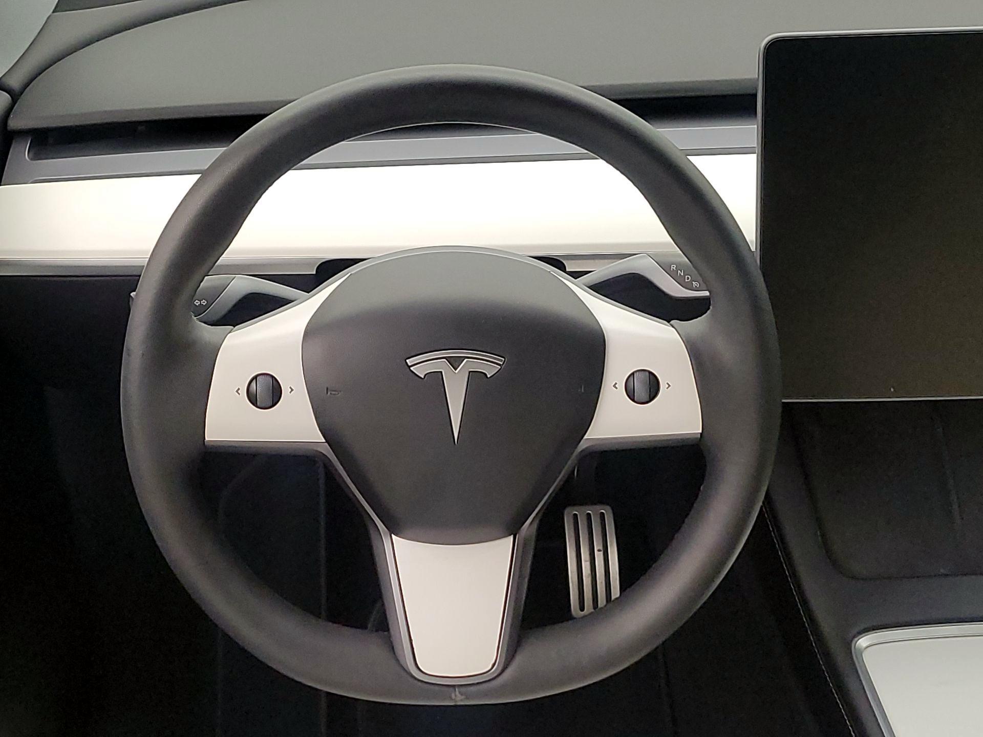 Thumbnail: 2022 Tesla Model Y - 10