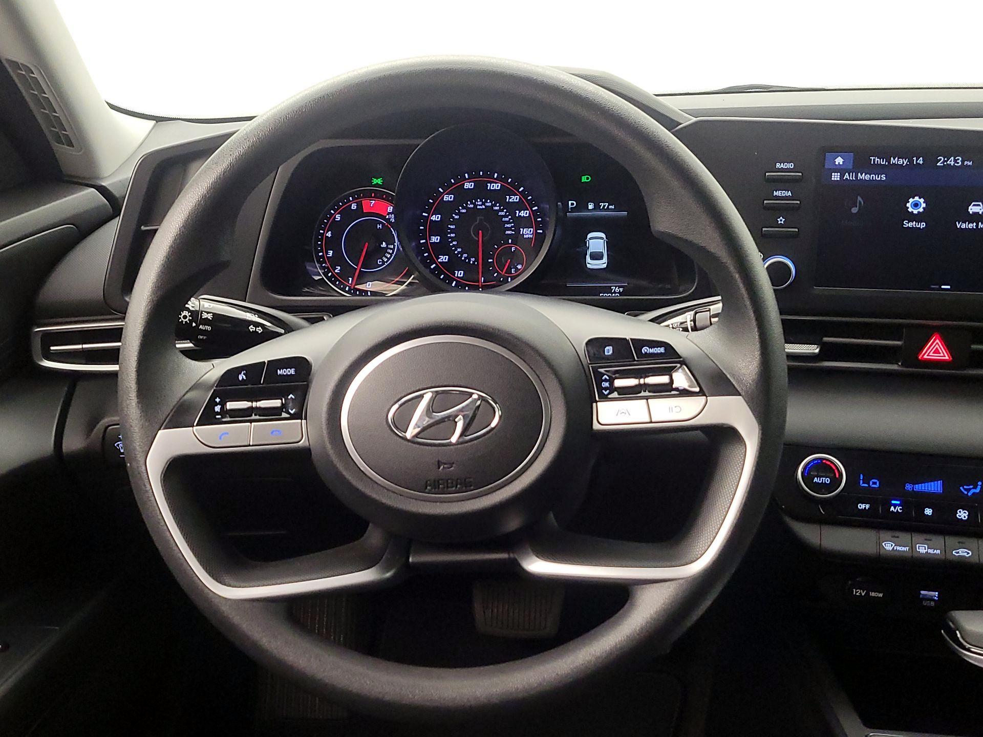 Thumbnail: 2023 Hyundai Elantra - 10