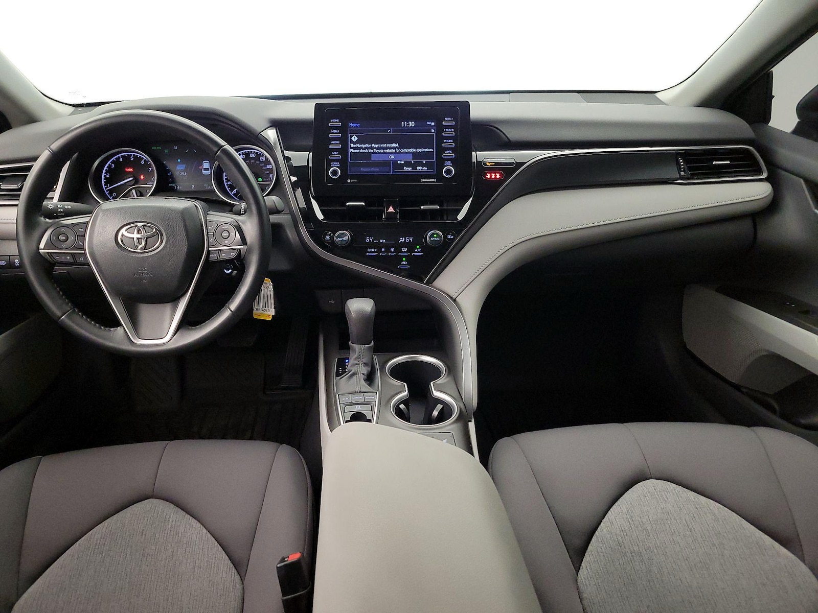 2024 Toyota Camry LE - Photo 10