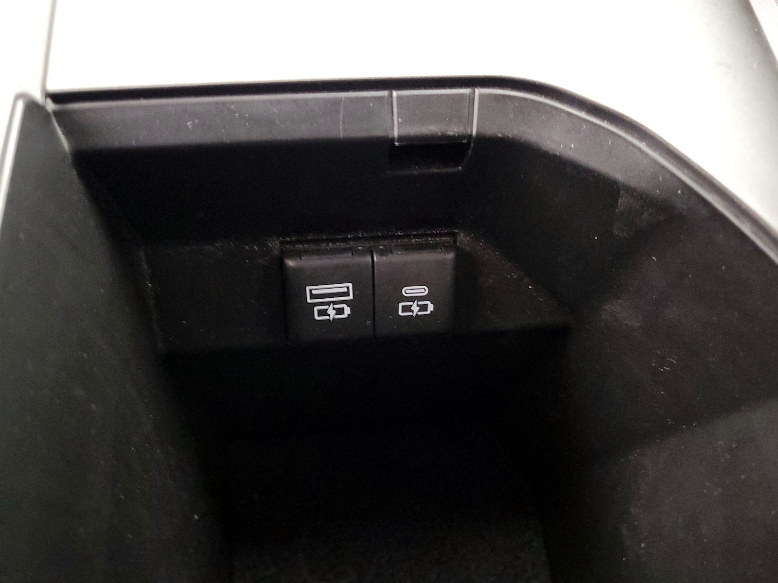 2024 Toyota Camry LE - Photo 20