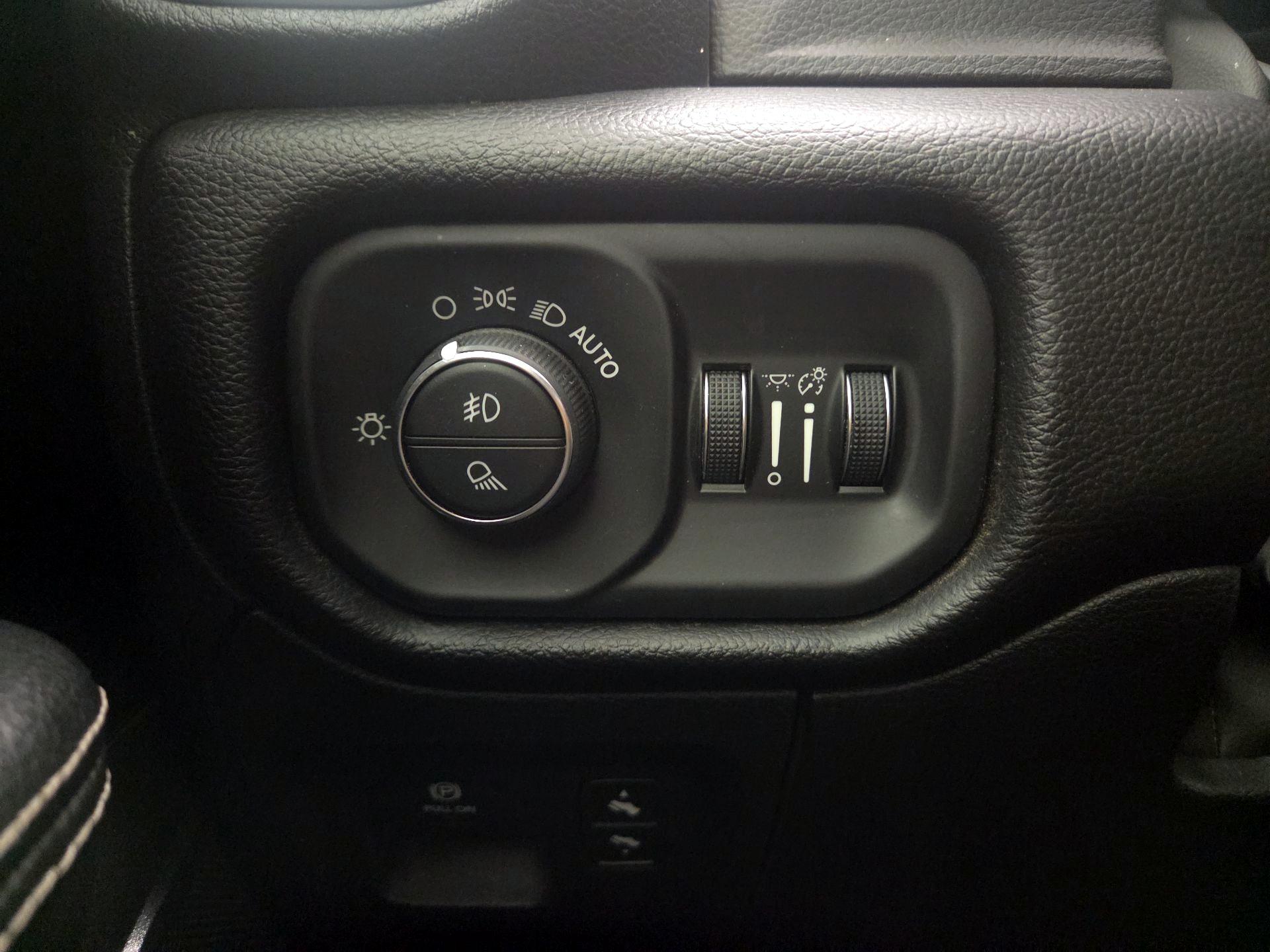 Thumbnail: 2022 RAM 1500 - 13