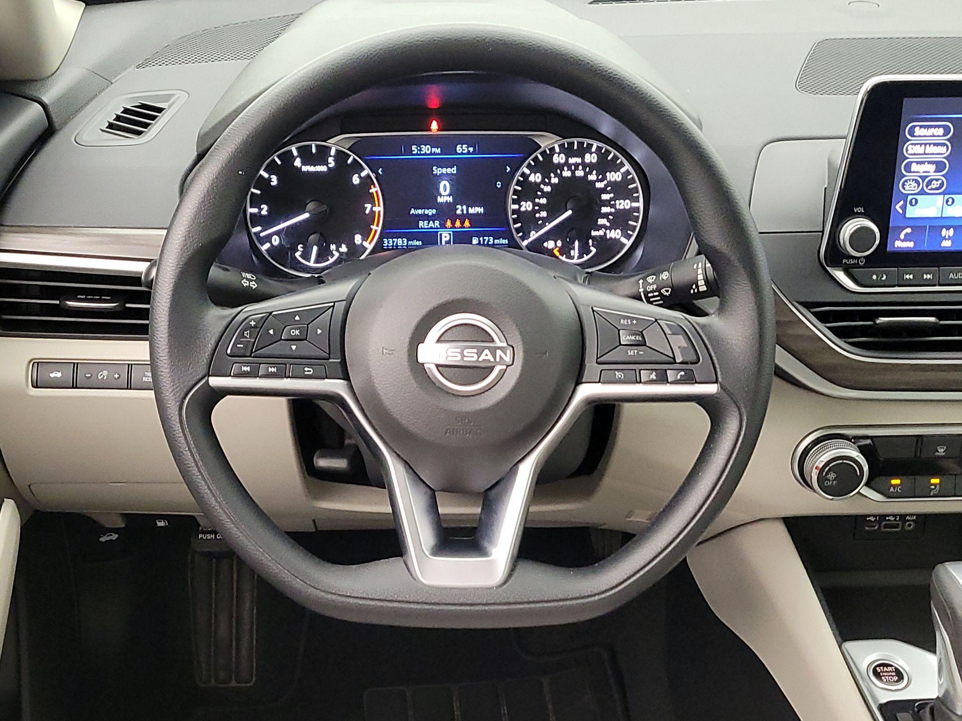 Thumbnail: 2025 Nissan Altima - 10