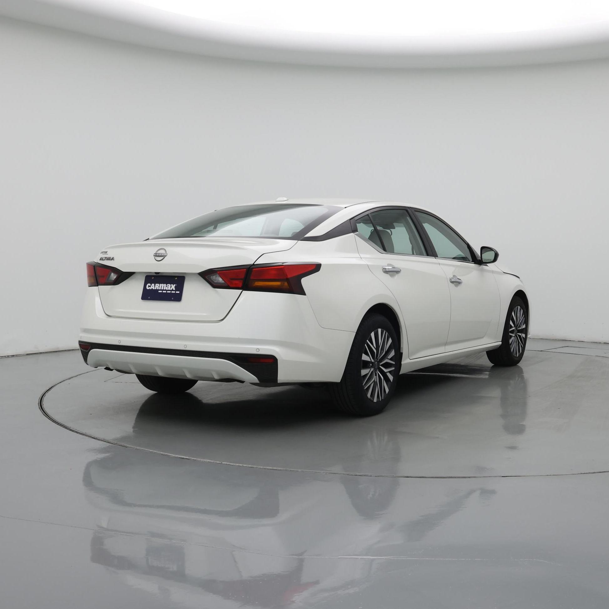 Thumbnail: 2025 Nissan Altima - 8