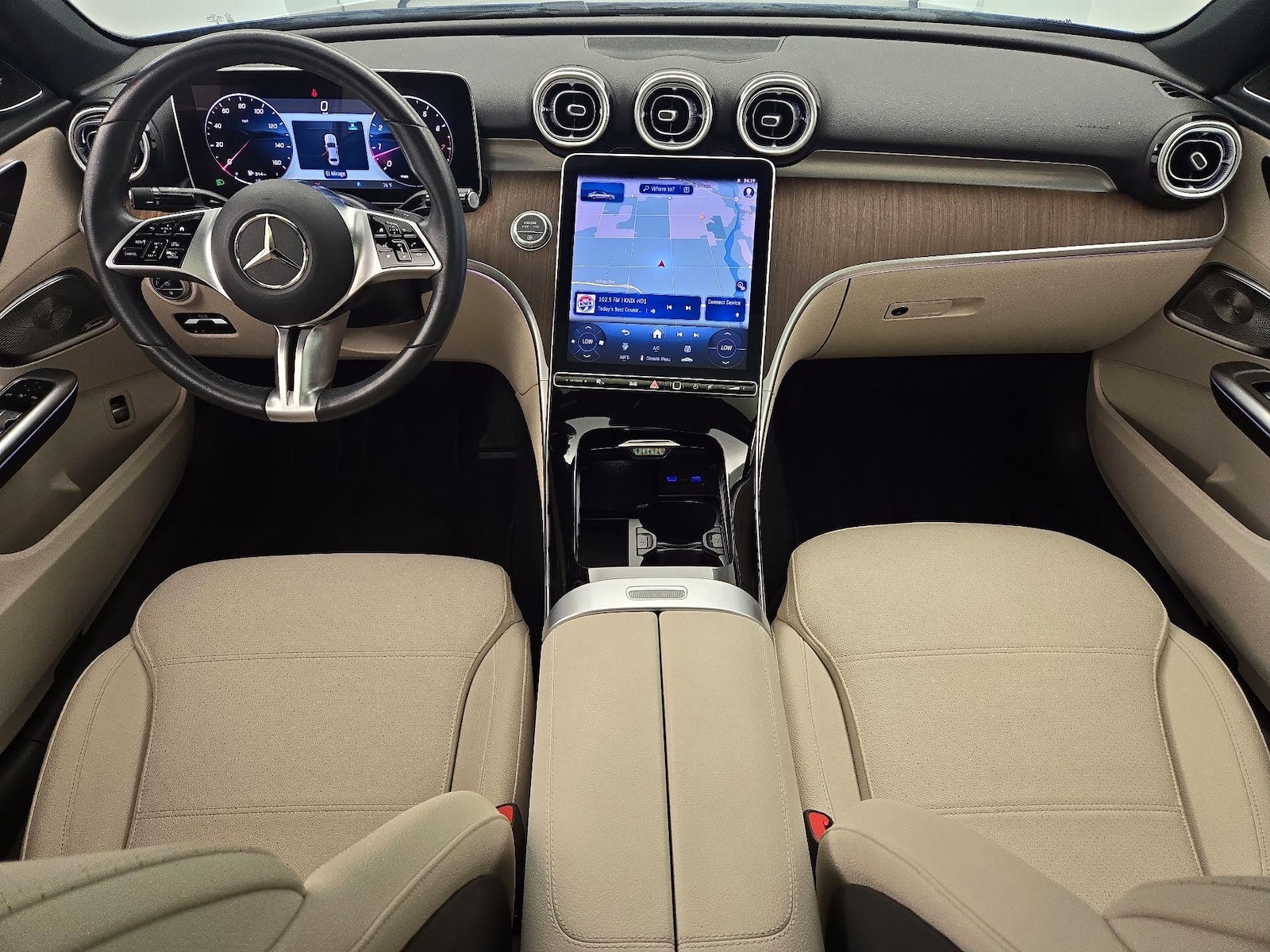 2025 Mercedes-Benz C-Class Sedan C 300 - Photo 10