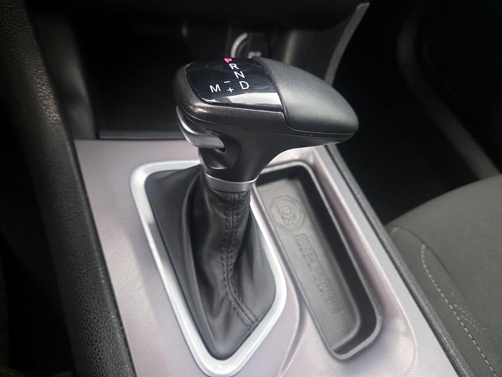 2023 Dodge Charger SXT - Photo 18