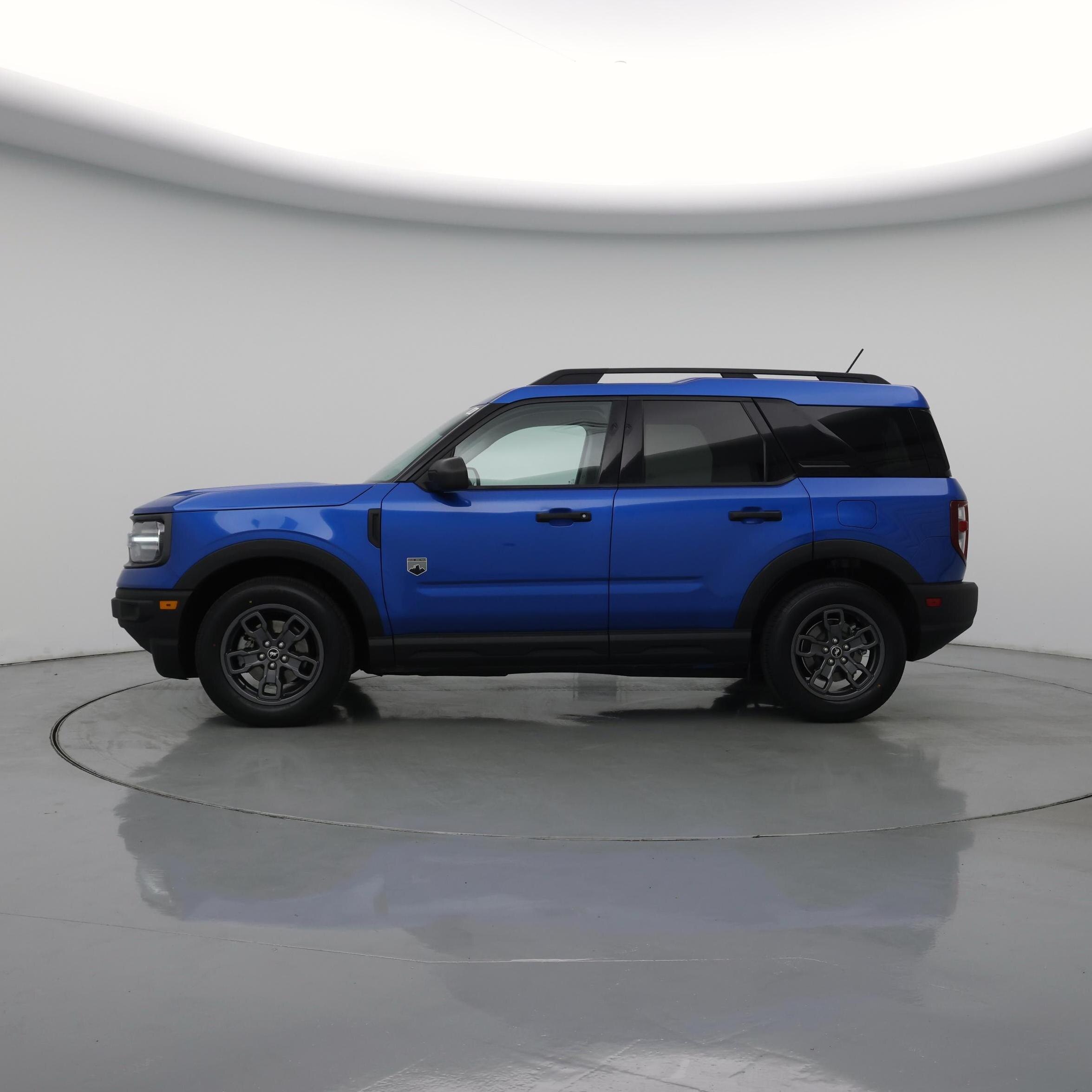 Thumbnail: 2022 Ford Bronco Sport - 3