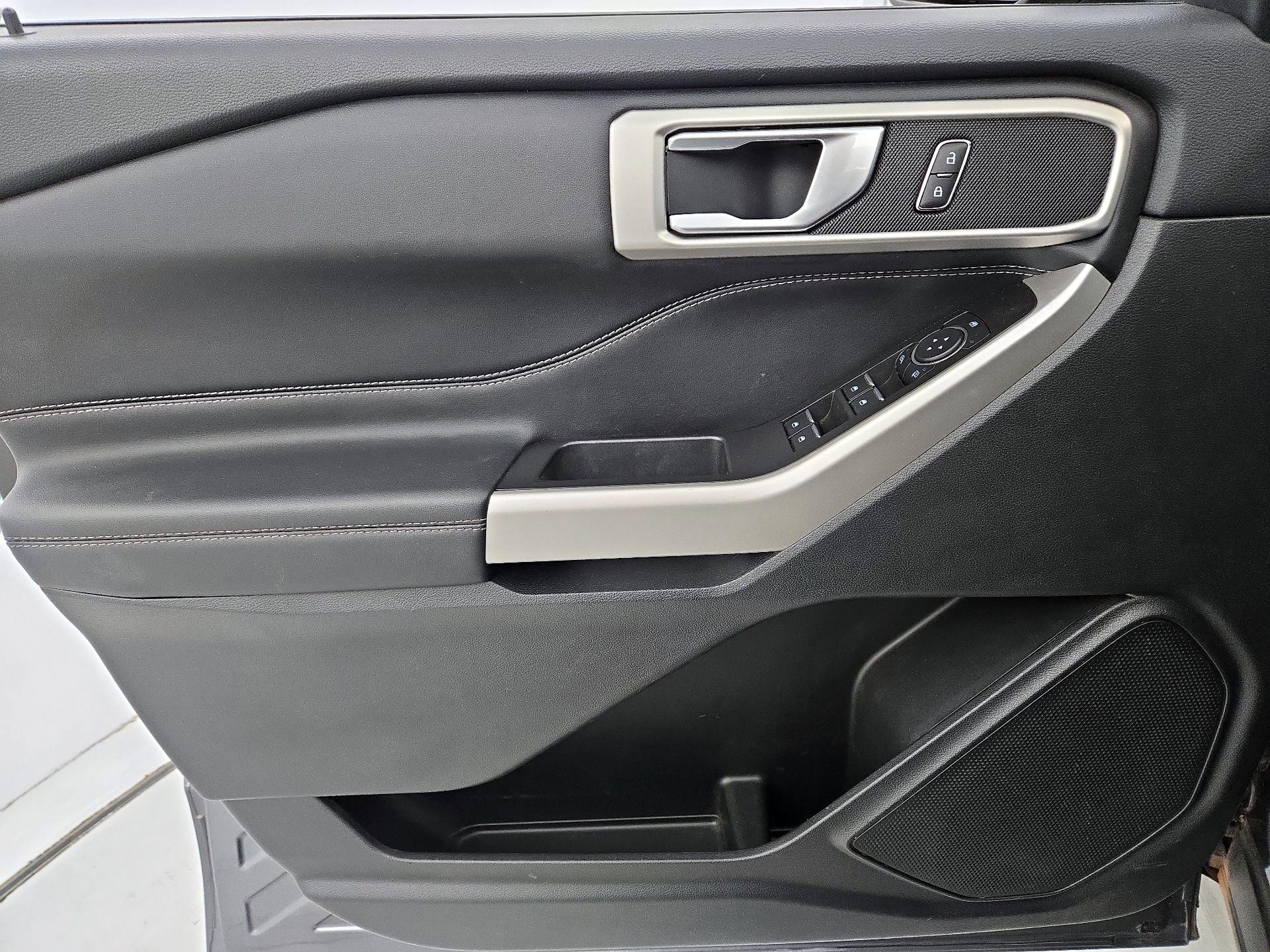 Thumbnail: 2023 Ford Explorer - 10