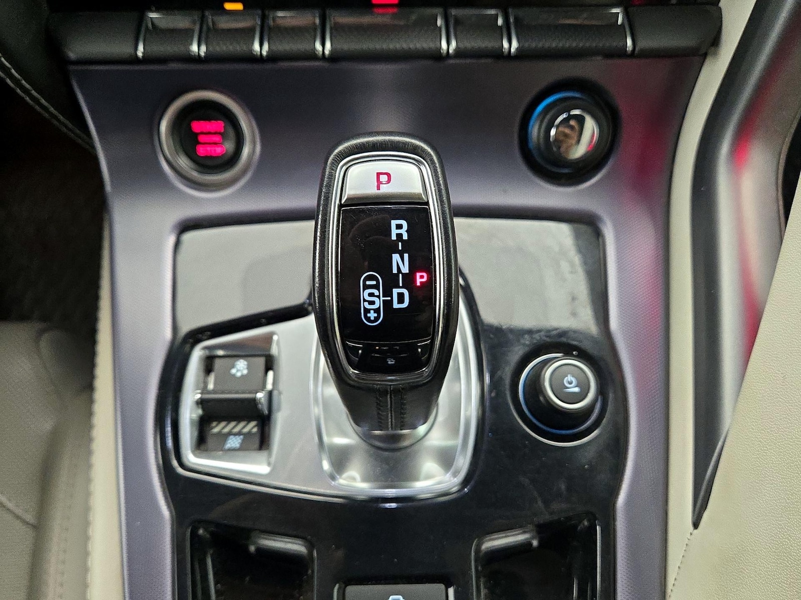 2021 Jaguar F-TYPE Base - Photo 17