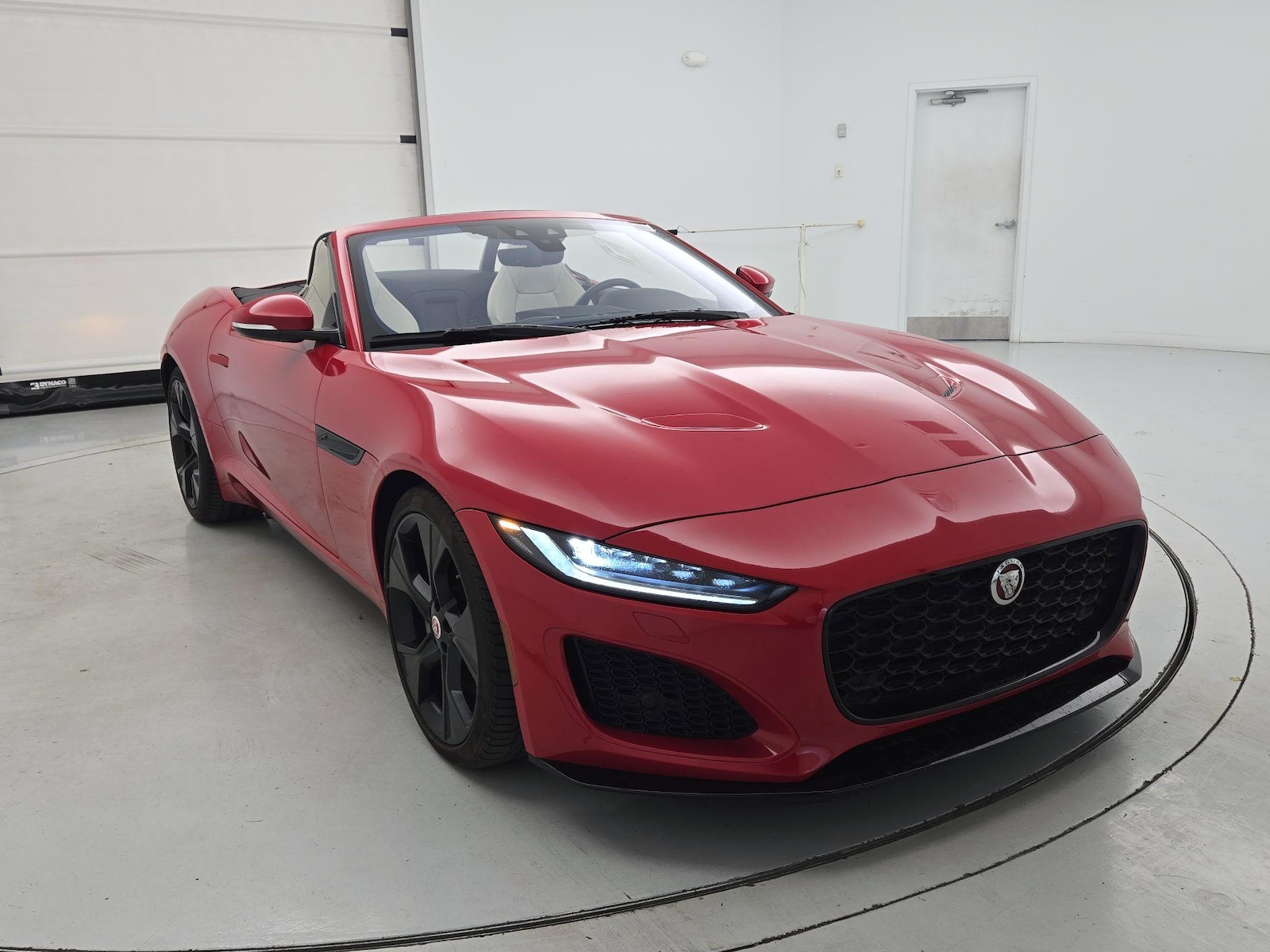 2021 Jaguar F-TYPE Base - Photo 21