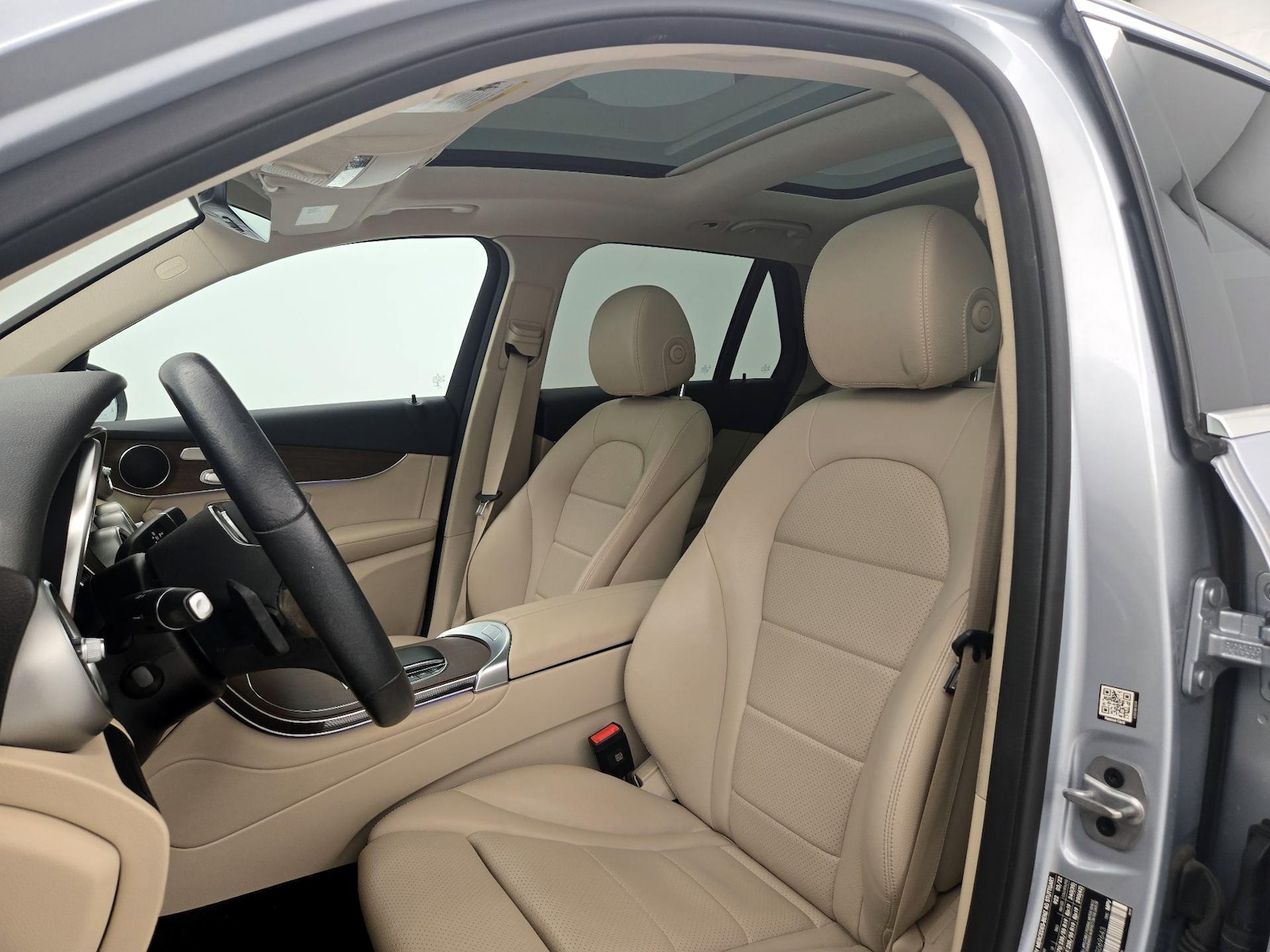 2022 Mercedes-Benz GLC GLC300 - Photo 20