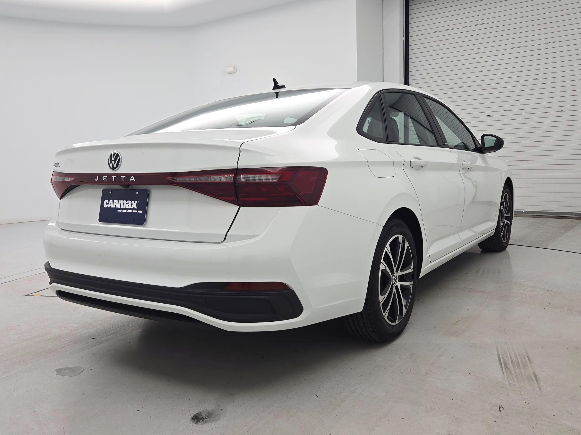 Thumbnail: 2025 Volkswagen Jetta - 5