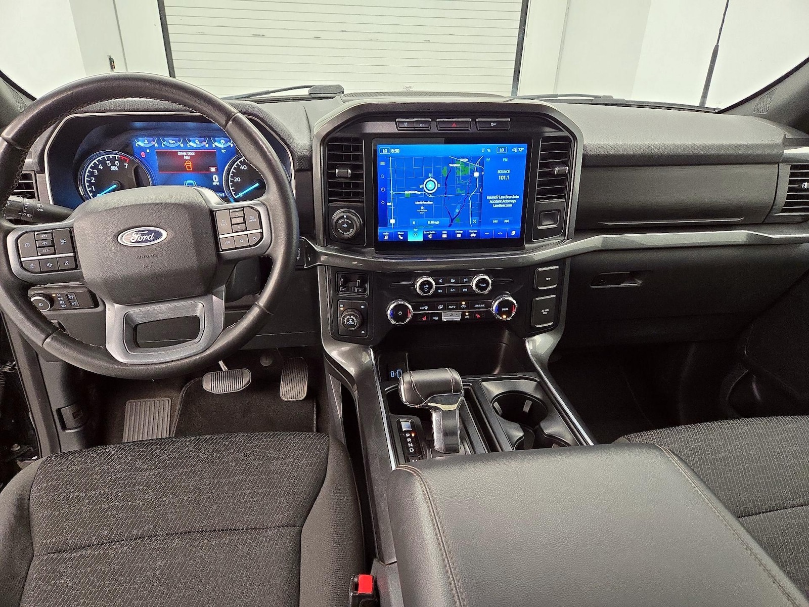 Apple CarPlay® & Android Auto™