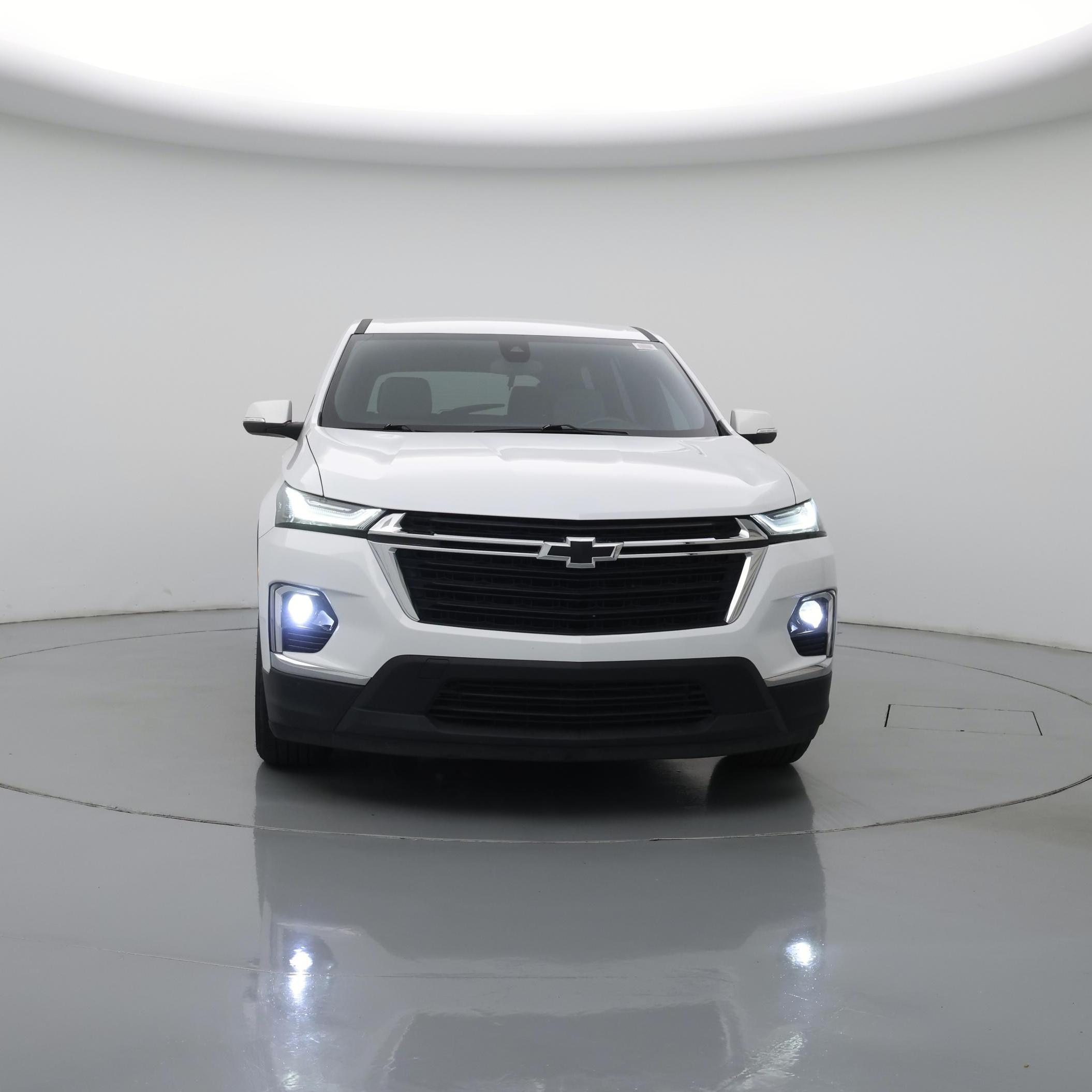 Thumbnail: 2023 Chevrolet Traverse - 5
