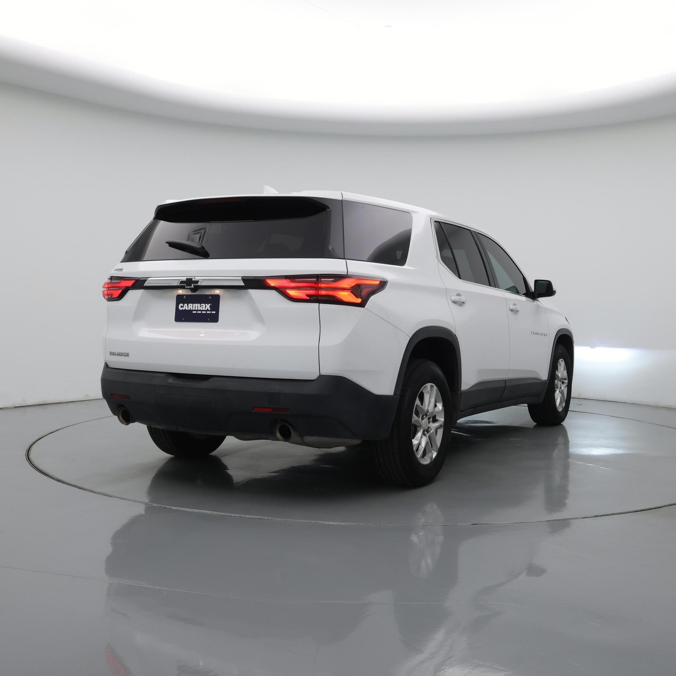 Thumbnail: 2023 Chevrolet Traverse - 8