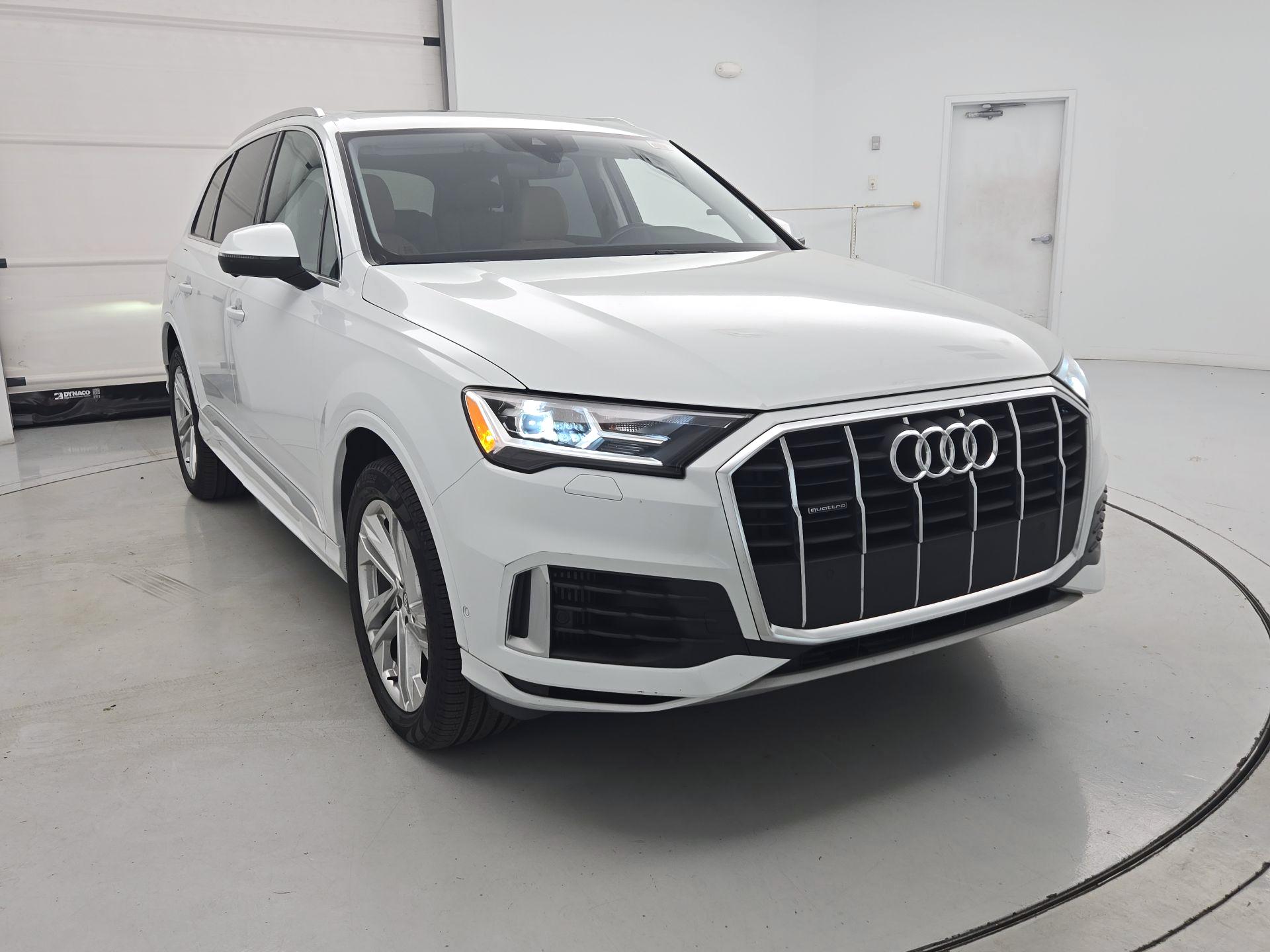 Thumbnail: 2021 Audi Q7 - 1