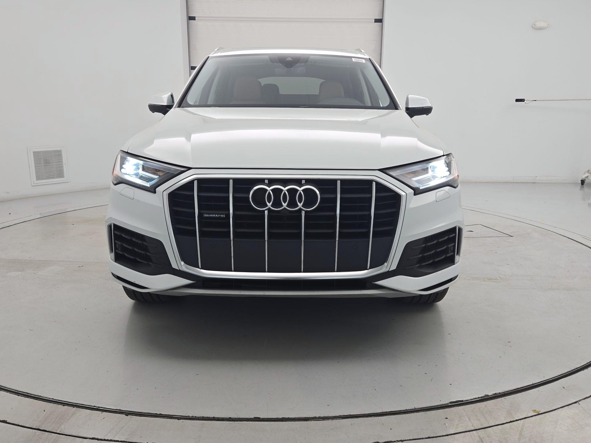 Thumbnail: 2021 Audi Q7 - 2