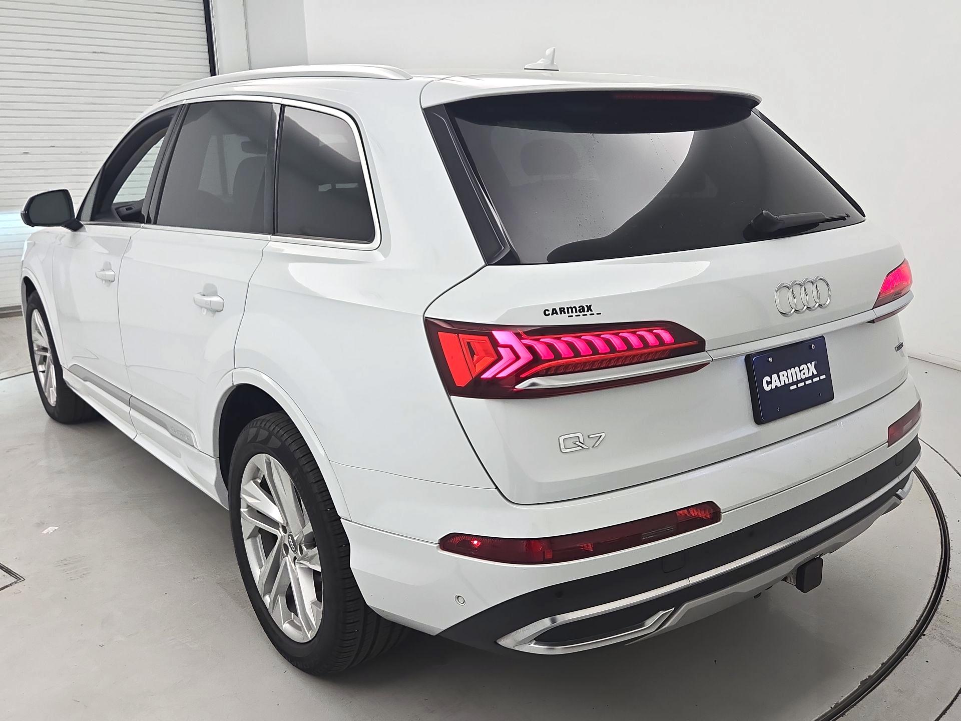 Thumbnail: 2021 Audi Q7 - 7