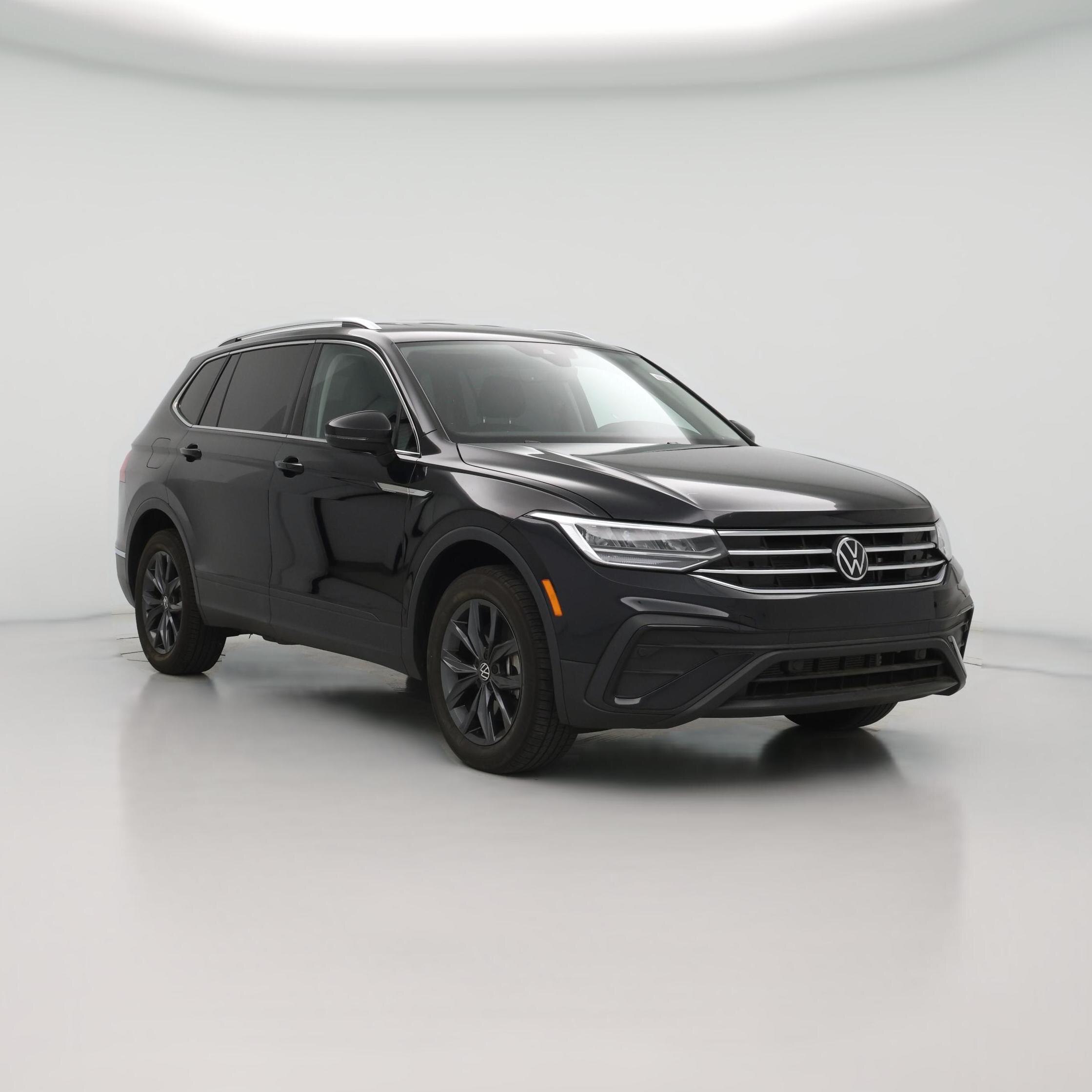 Thumbnail: 2022 Volkswagen Tiguan - 1