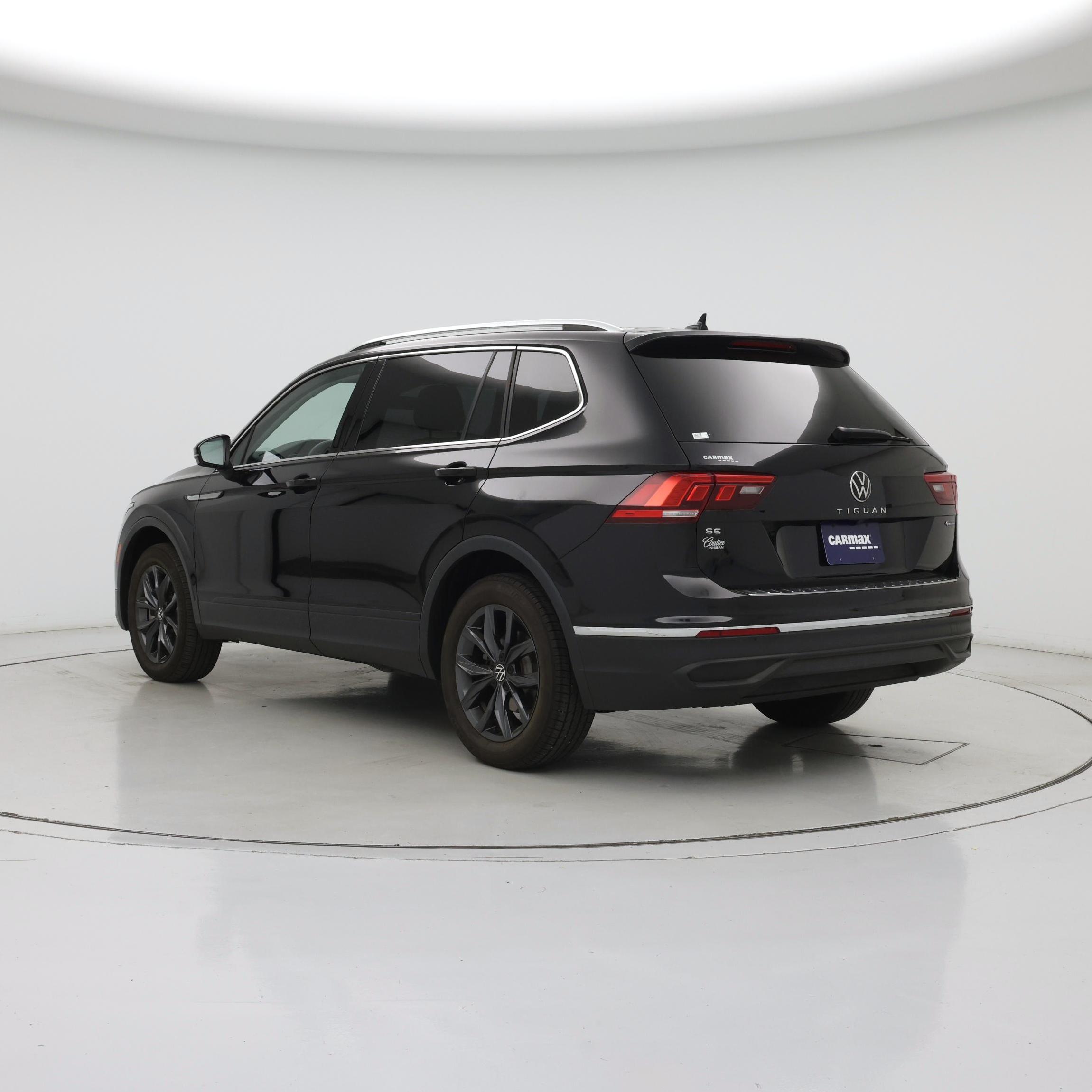 Thumbnail: 2022 Volkswagen Tiguan - 2